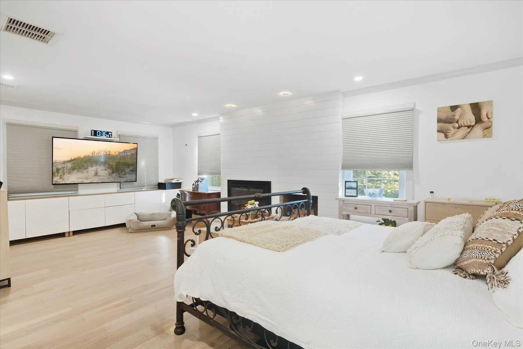 49 Westview Drive, Brookhaven, NY, 5 Bedrooms Bedrooms, 12 Rooms Rooms,4 BathroomsBathrooms,Residential,For Rent,Westview,0,1059294 49 Westview Drive, Brookhaven, NY, 5 Bedrooms Bedrooms, 12 Rooms Rooms,4 BathroomsBathrooms,Residential,For Rent,Westview,0,1059294