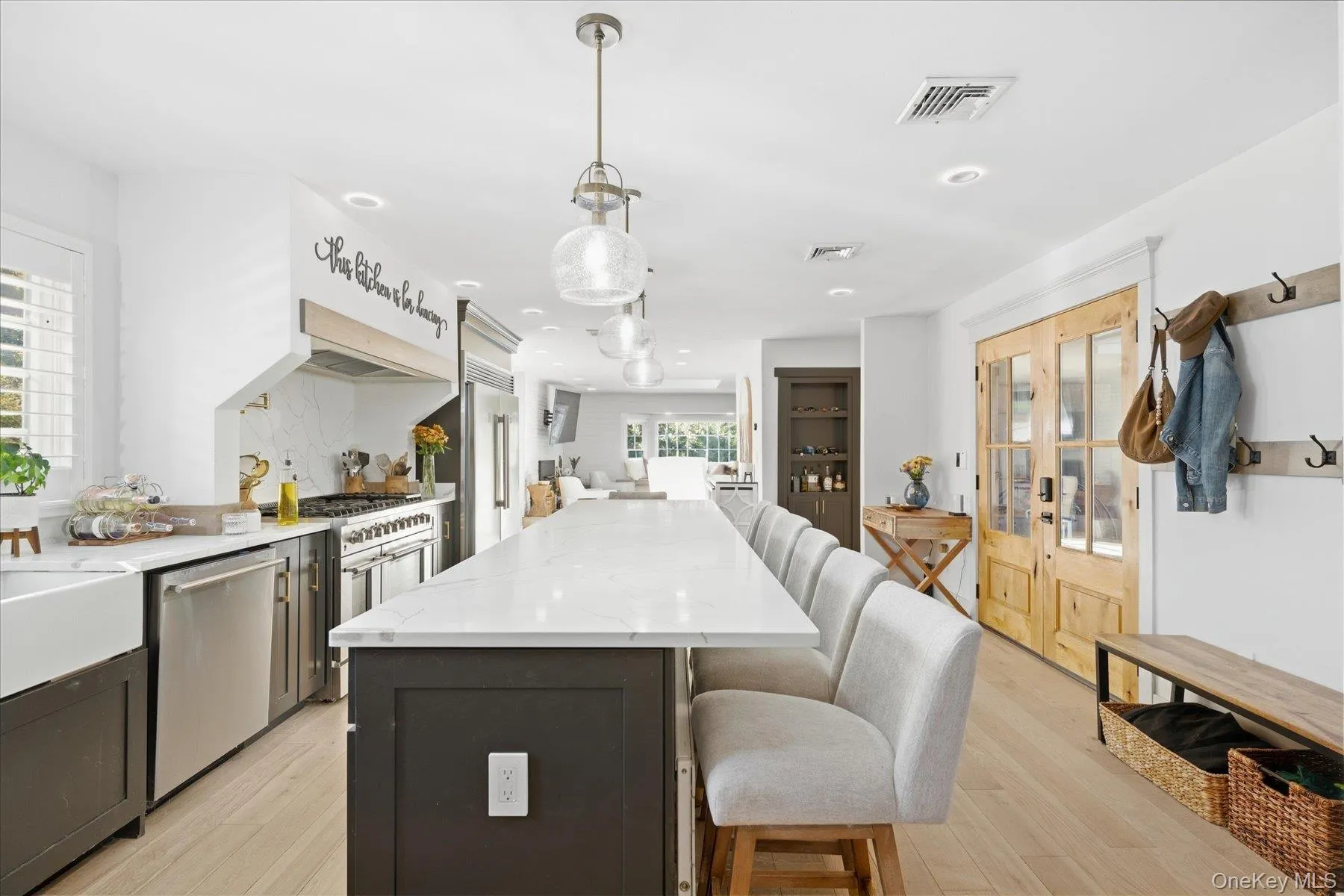49 Westview Drive, Brookhaven, NY, 5 Bedrooms Bedrooms, 12 Rooms Rooms,4 BathroomsBathrooms,Residential,For Rent,Westview,0,1059294 49 Westview Drive, Brookhaven, NY, 5 Bedrooms Bedrooms, 12 Rooms Rooms,4 BathroomsBathrooms,Residential,For Rent,Westview,0,1059294