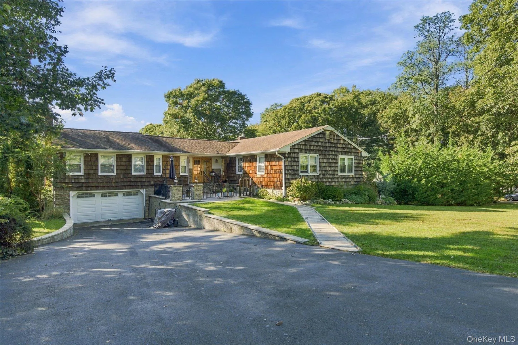 49 Westview Drive, Brookhaven, NY, 5 Bedrooms Bedrooms, 12 Rooms Rooms,4 BathroomsBathrooms,Residential,For Rent,Westview,0,1059294 49 Westview Drive, Brookhaven, NY, 5 Bedrooms Bedrooms, 12 Rooms Rooms,4 BathroomsBathrooms,Residential,For Rent,Westview,0,1059294