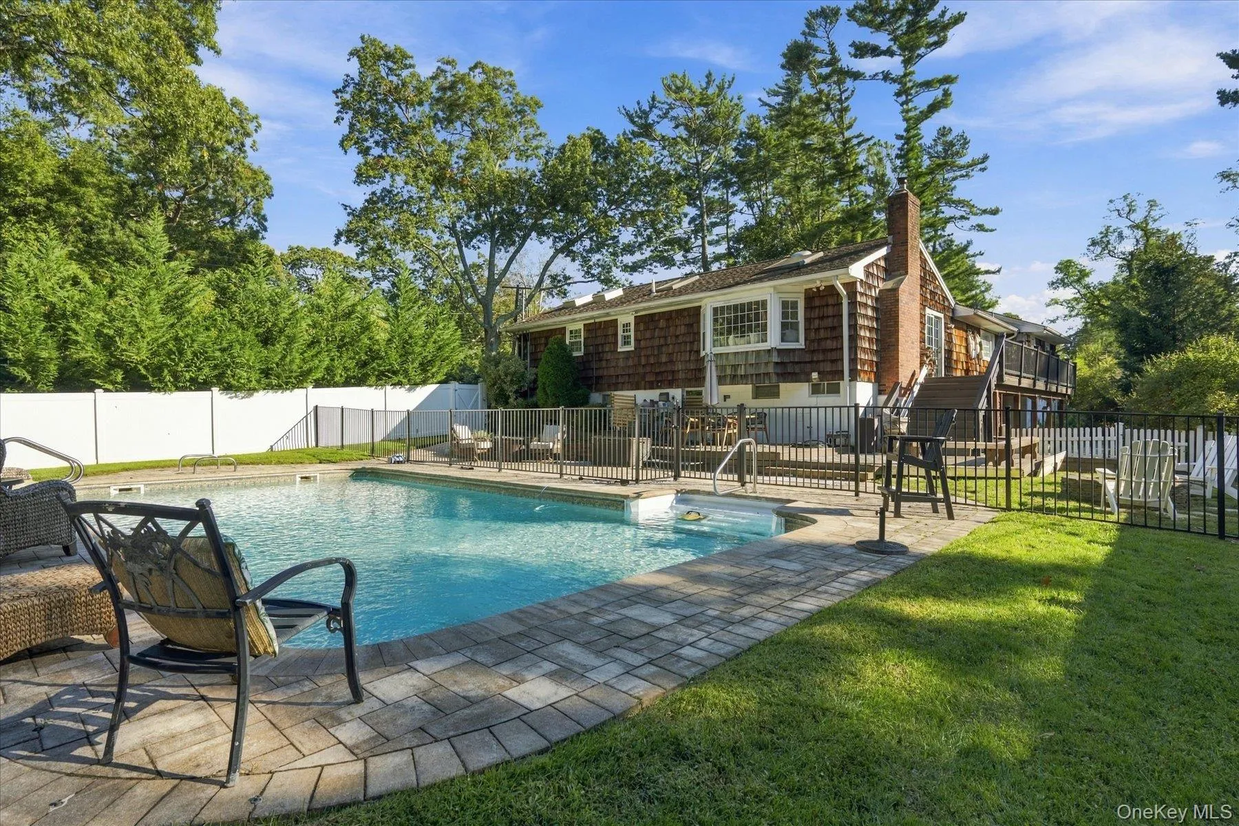 49 Westview Drive, Brookhaven, NY, 5 Bedrooms Bedrooms, 12 Rooms Rooms,4 BathroomsBathrooms,Residential,For Rent,Westview,0,1059294 49 Westview Drive, Brookhaven, NY, 5 Bedrooms Bedrooms, 12 Rooms Rooms,4 BathroomsBathrooms,Residential,For Rent,Westview,0,1059294
