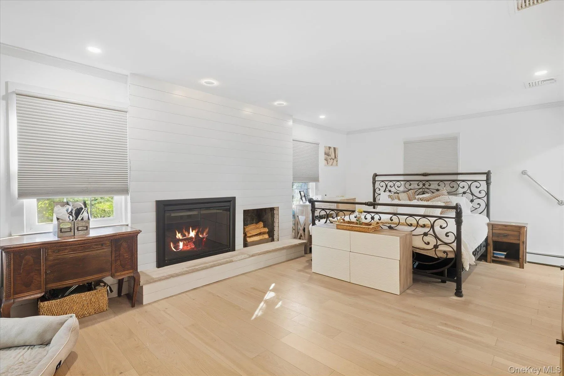 49 Westview Drive, Brookhaven, NY, 5 Bedrooms Bedrooms, 12 Rooms Rooms,4 BathroomsBathrooms,Residential,For Rent,Westview,0,1059294 49 Westview Drive, Brookhaven, NY, 5 Bedrooms Bedrooms, 12 Rooms Rooms,4 BathroomsBathrooms,Residential,For Rent,Westview,0,1059294