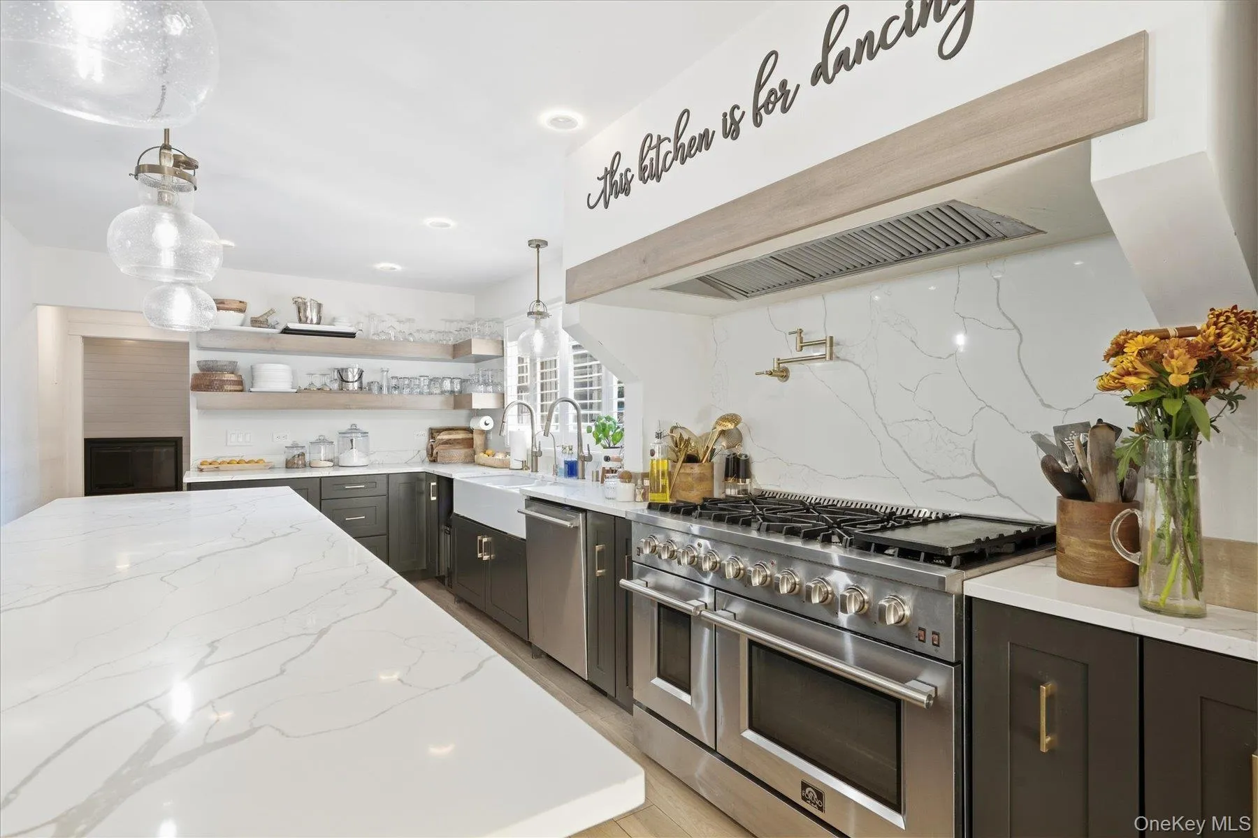 49 Westview Drive, Brookhaven, NY, 5 Bedrooms Bedrooms, 12 Rooms Rooms,4 BathroomsBathrooms,Residential,For Rent,Westview,0,1059294 49 Westview Drive, Brookhaven, NY, 5 Bedrooms Bedrooms, 12 Rooms Rooms,4 BathroomsBathrooms,Residential,For Rent,Westview,0,1059294