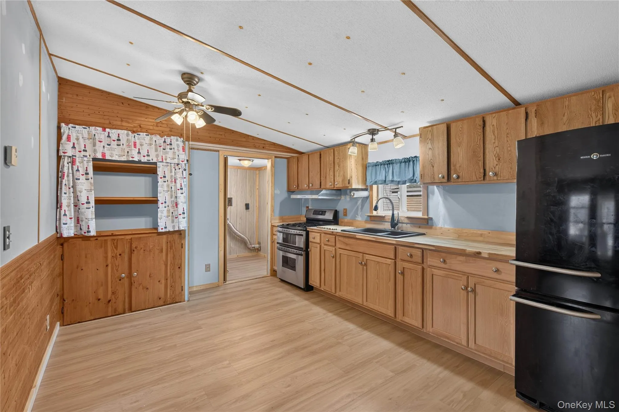 116 King George Drive, New Windsor, NY, 3 Bedrooms Bedrooms, 6 Rooms Rooms,2 BathroomsBathrooms,Residential,For Rent,King George,0,1059310 116 King George Drive, New Windsor, NY, 3 Bedrooms Bedrooms, 6 Rooms Rooms,2 BathroomsBathrooms,Residential,For Rent,King George,0,1059310