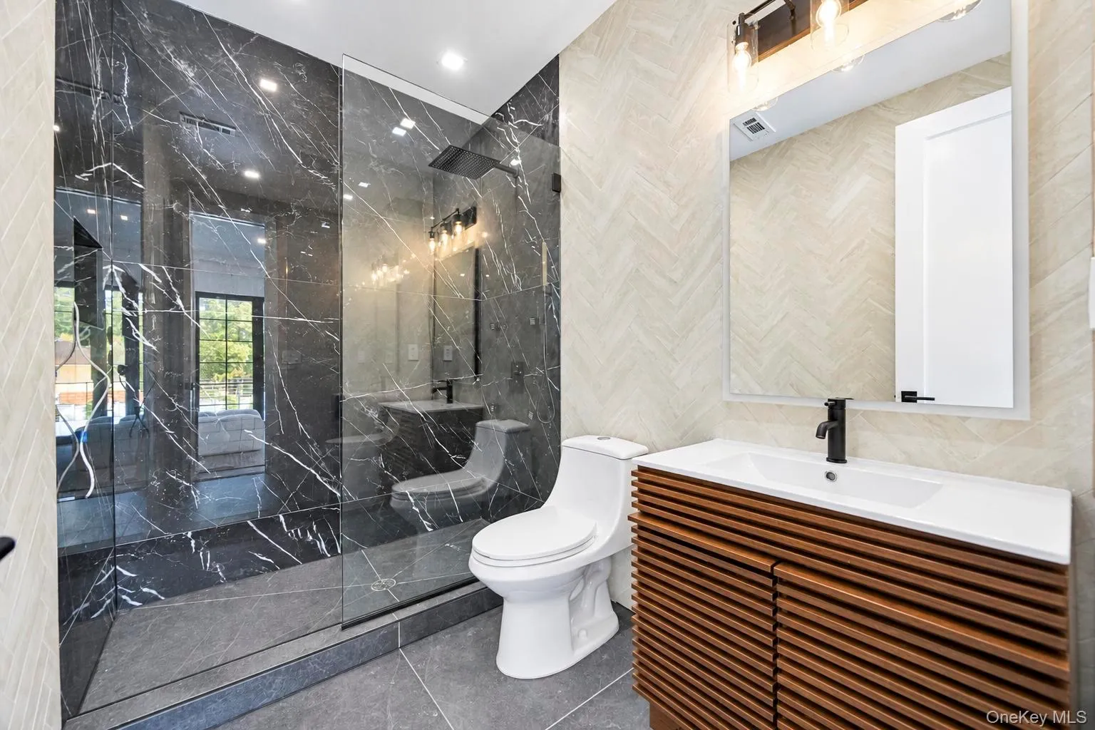 1073 Westminster Avenue, Huntington, NY, 6 Bedrooms Bedrooms, 12 Rooms Rooms,5 BathroomsBathrooms,Residential,For Rent,Westminster,0,1059313 1073 Westminster Avenue, Huntington, NY, 6 Bedrooms Bedrooms, 12 Rooms Rooms,5 BathroomsBathrooms,Residential,For Rent,Westminster,0,1059313