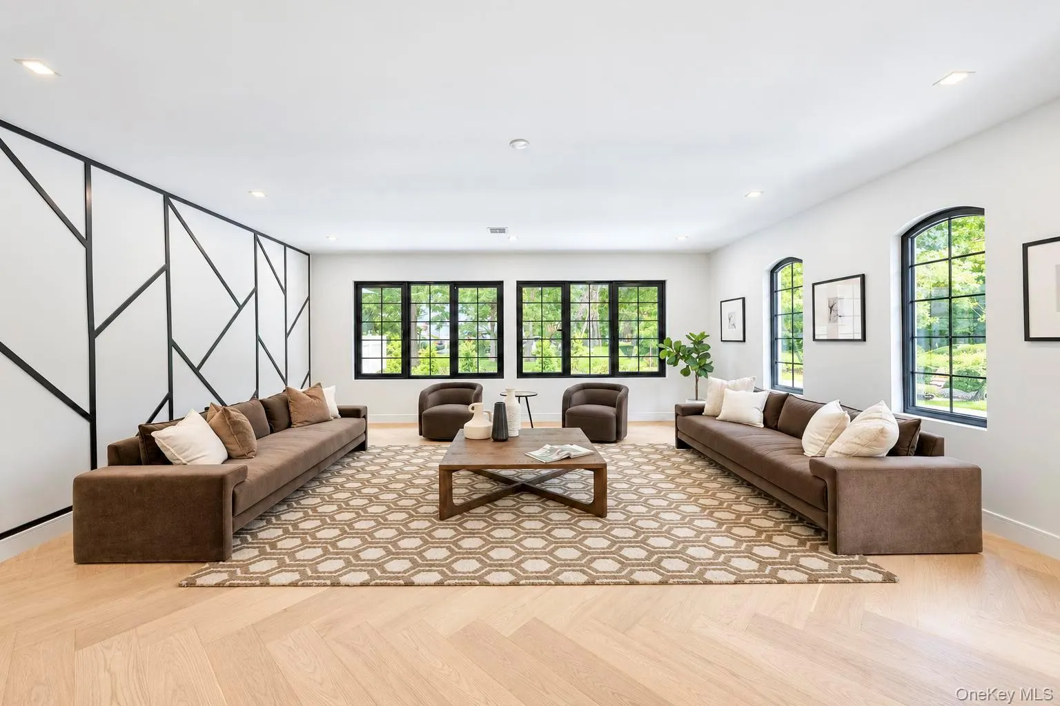 1073 Westminster Avenue, Huntington, NY, 6 Bedrooms Bedrooms, 12 Rooms Rooms,5 BathroomsBathrooms,Residential,For Rent,Westminster,0,1059313 1073 Westminster Avenue, Huntington, NY, 6 Bedrooms Bedrooms, 12 Rooms Rooms,5 BathroomsBathrooms,Residential,For Rent,Westminster,0,1059313