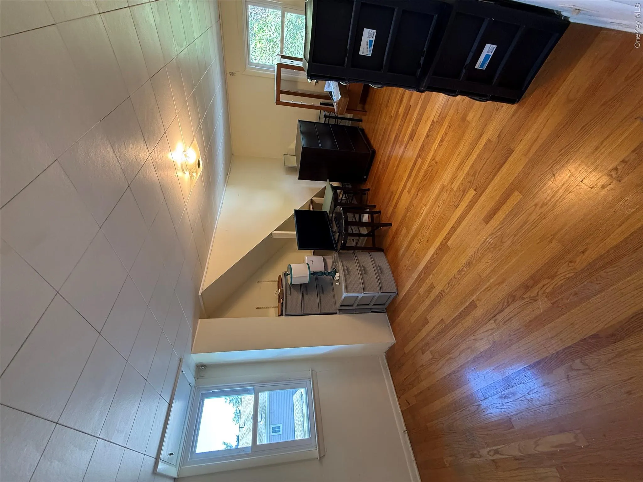 75 College Avenue, Poughkeepsie, NY, 5 Bedrooms Bedrooms, 8 Rooms Rooms,2 BathroomsBathrooms,Residential,For Rent,College,0,1059316 75 College Avenue, Poughkeepsie, NY, 5 Bedrooms Bedrooms, 8 Rooms Rooms,2 BathroomsBathrooms,Residential,For Rent,College,0,1059316