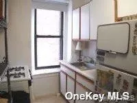 225 Bennett Avenue, New York, NY, 4 Room Rooms,1 BathroomBathrooms,Residential Lease,For Rent,Bennett,0,1059321 225 Bennett Avenue, New York, NY, 4 Room Rooms,1 BathroomBathrooms,Residential Lease,For Rent,Bennett,0,1059321