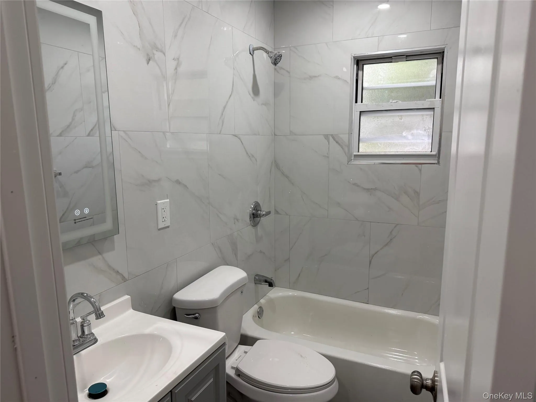 389 Warwick Street, New York, NY, 4 Bedrooms Bedrooms, 6 Rooms Rooms,3 BathroomsBathrooms,Residential,For Rent,Warwick,0,1059322 389 Warwick Street, New York, NY, 4 Bedrooms Bedrooms, 6 Rooms Rooms,3 BathroomsBathrooms,Residential,For Rent,Warwick,0,1059322