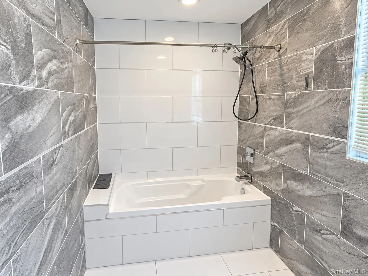 1159 Broadway, Hempstead, NY, 1 Bedroom Bedrooms, 4 Room Rooms,1 BathroomBathrooms,Residential Lease,For Rent,Broadway,0,1059323 1159 Broadway, Hempstead, NY, 1 Bedroom Bedrooms, 4 Room Rooms,1 BathroomBathrooms,Residential Lease,For Rent,Broadway,0,1059323