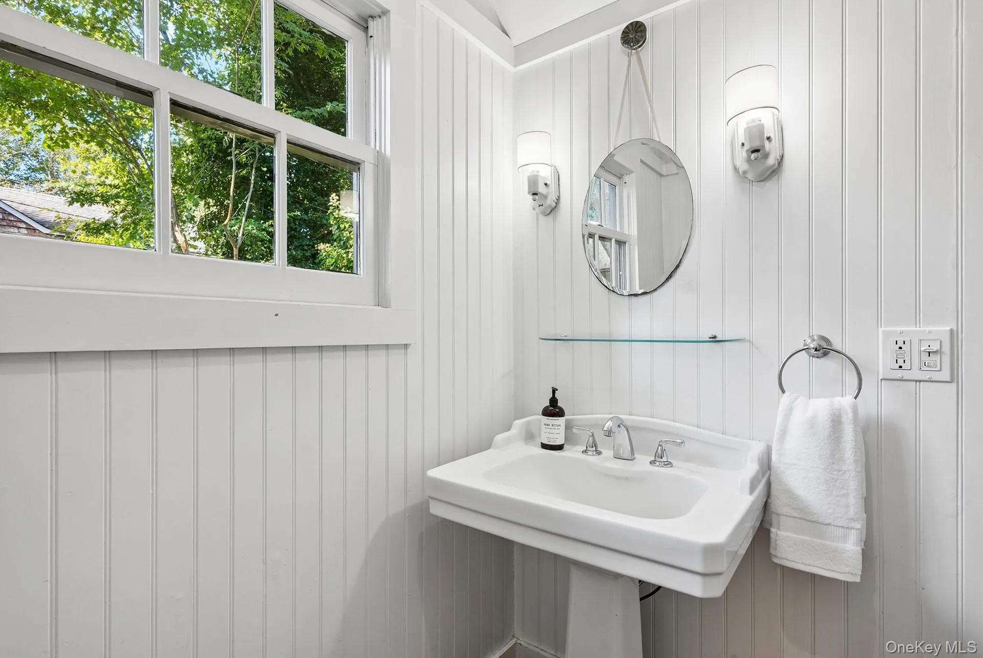 48 Accabonac Road, East Hampton, NY, 3 Bedrooms Bedrooms, 8 Rooms Rooms,3 BathroomsBathrooms,Residential,For Rent,Accabonac,0,1059325 48 Accabonac Road, East Hampton, NY, 3 Bedrooms Bedrooms, 8 Rooms Rooms,3 BathroomsBathrooms,Residential,For Rent,Accabonac,0,1059325