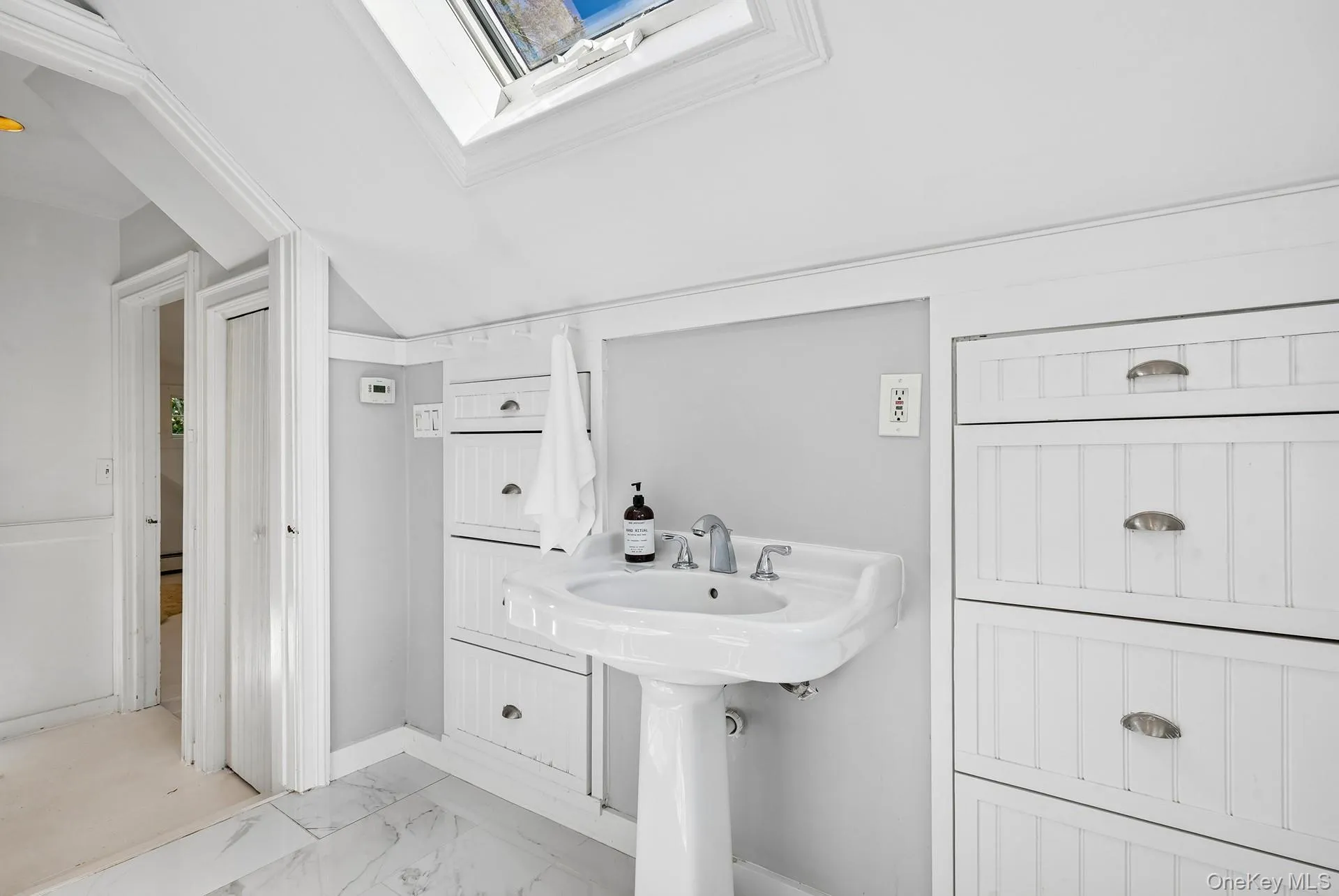 48 Accabonac Road, East Hampton, NY, 3 Bedrooms Bedrooms, 8 Rooms Rooms,3 BathroomsBathrooms,Residential,For Rent,Accabonac,0,1059325 48 Accabonac Road, East Hampton, NY, 3 Bedrooms Bedrooms, 8 Rooms Rooms,3 BathroomsBathrooms,Residential,For Rent,Accabonac,0,1059325
