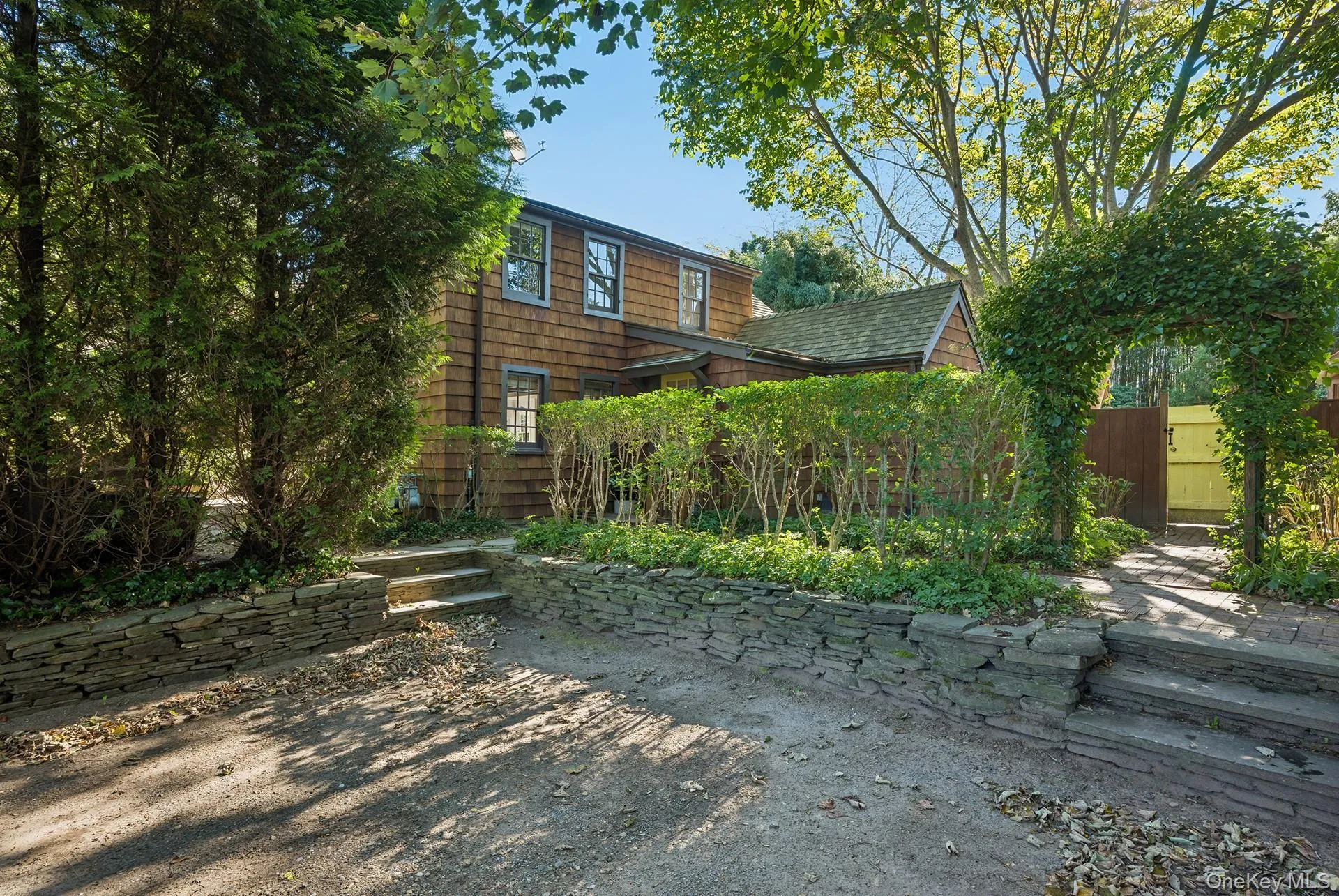 48 Accabonac Road, East Hampton, NY, 3 Bedrooms Bedrooms, 8 Rooms Rooms,3 BathroomsBathrooms,Residential,For Rent,Accabonac,0,1059325 48 Accabonac Road, East Hampton, NY, 3 Bedrooms Bedrooms, 8 Rooms Rooms,3 BathroomsBathrooms,Residential,For Rent,Accabonac,0,1059325