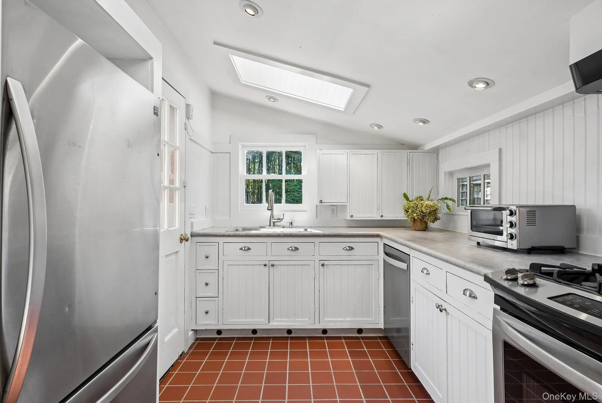 48 Accabonac Road, East Hampton, NY, 3 Bedrooms Bedrooms, 8 Rooms Rooms,3 BathroomsBathrooms,Residential,For Rent,Accabonac,0,1059325 48 Accabonac Road, East Hampton, NY, 3 Bedrooms Bedrooms, 8 Rooms Rooms,3 BathroomsBathrooms,Residential,For Rent,Accabonac,0,1059325