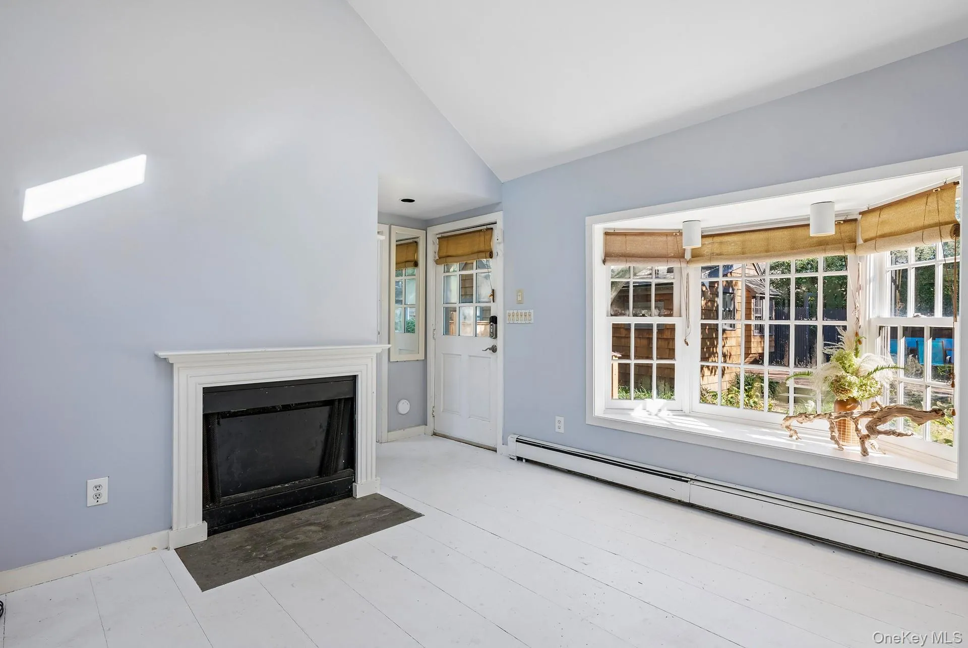 48 Accabonac Road, East Hampton, NY, 3 Bedrooms Bedrooms, 8 Rooms Rooms,3 BathroomsBathrooms,Residential,For Rent,Accabonac,0,1059325 48 Accabonac Road, East Hampton, NY, 3 Bedrooms Bedrooms, 8 Rooms Rooms,3 BathroomsBathrooms,Residential,For Rent,Accabonac,0,1059325
