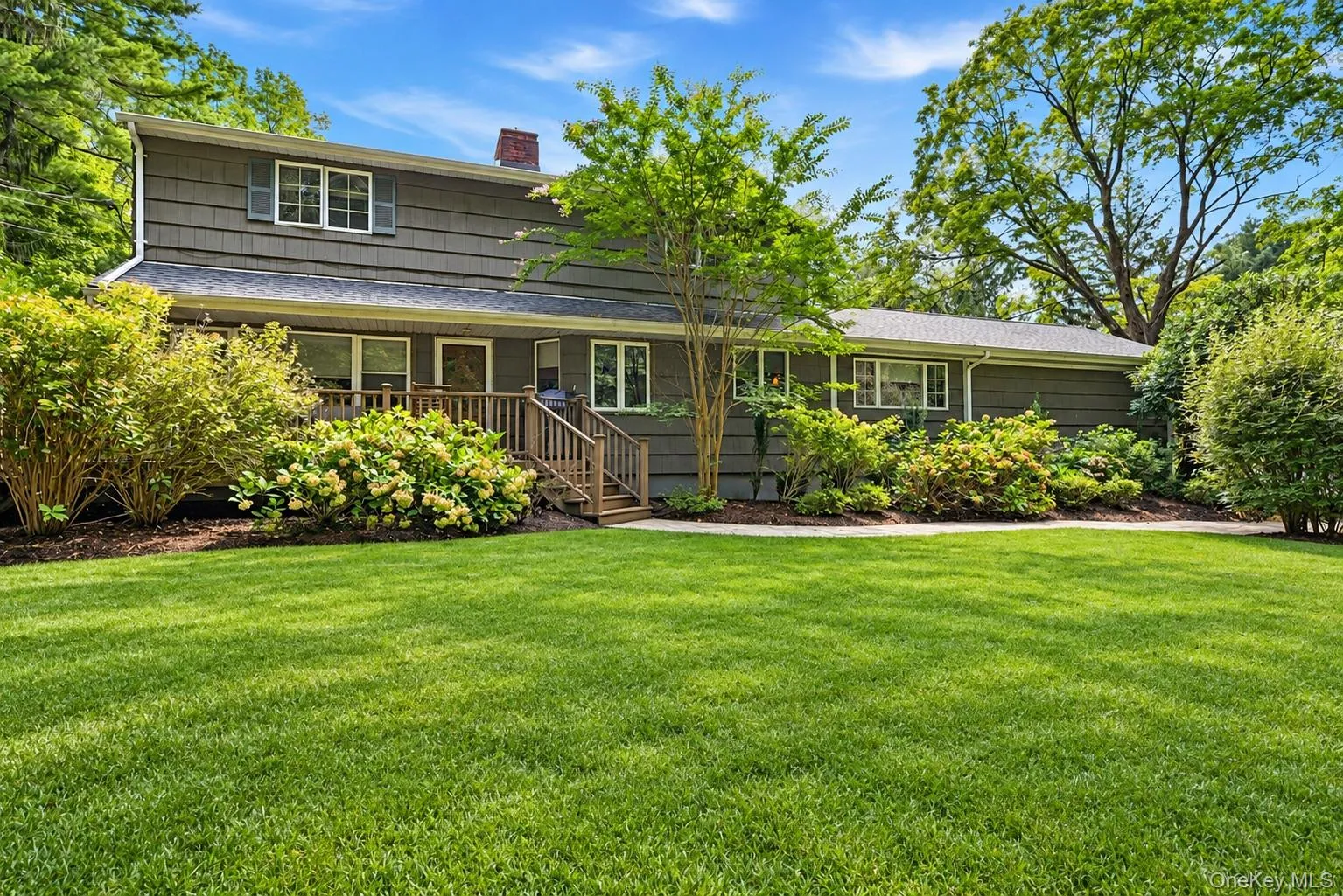 214 Norwood Avenue, Huntington, NY, 5 Bedrooms Bedrooms, 9 Rooms Rooms,3 BathroomsBathrooms,Residential,For Rent,Norwood,0,1059326 214 Norwood Avenue, Huntington, NY, 5 Bedrooms Bedrooms, 9 Rooms Rooms,3 BathroomsBathrooms,Residential,For Rent,Norwood,0,1059326