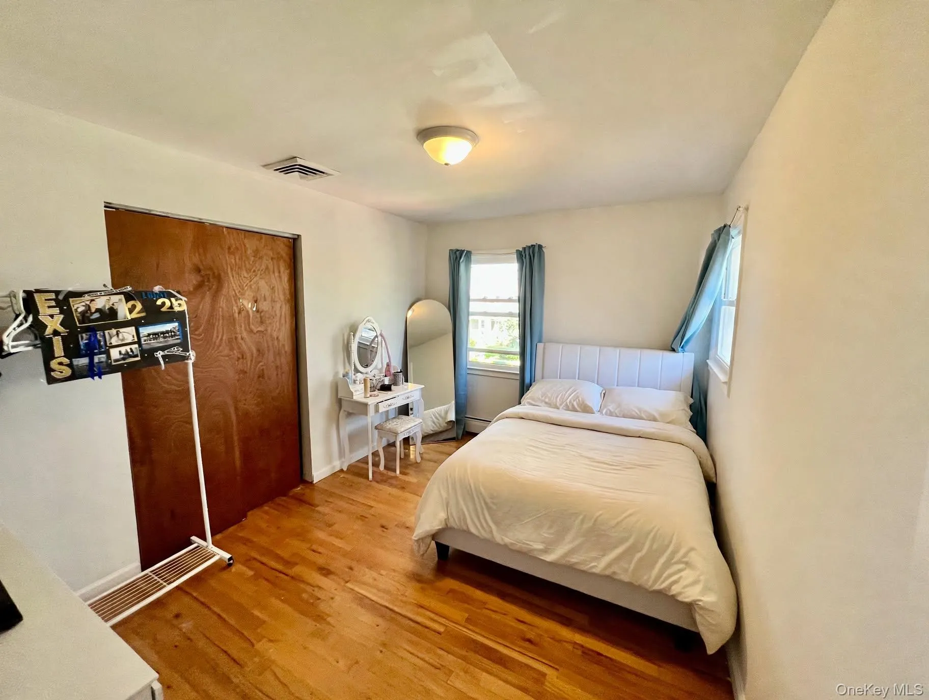 112 Ivy Lane, Hempstead, NY, 5 Bedrooms Bedrooms, 3 Rooms Rooms,2 BathroomsBathrooms,Residential,For Rent,Ivy,0,1059333 112 Ivy Lane, Hempstead, NY, 5 Bedrooms Bedrooms, 3 Rooms Rooms,2 BathroomsBathrooms,Residential,For Rent,Ivy,0,1059333