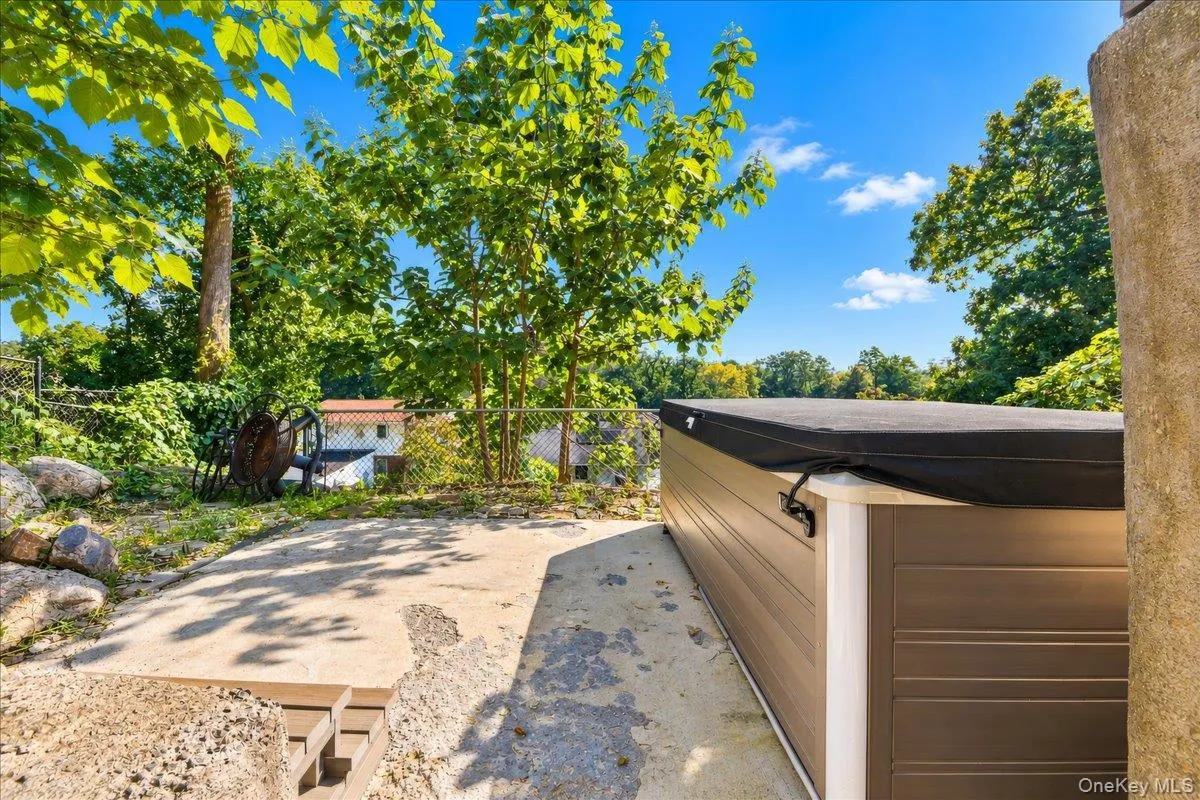 78 Patmore Avenue, Yonkers, NY, 4 Bedrooms Bedrooms, 10 Rooms Rooms,3 BathroomsBathrooms,Residential,For Rent,Patmore,0,1059335 78 Patmore Avenue, Yonkers, NY, 4 Bedrooms Bedrooms, 10 Rooms Rooms,3 BathroomsBathrooms,Residential,For Rent,Patmore,0,1059335
