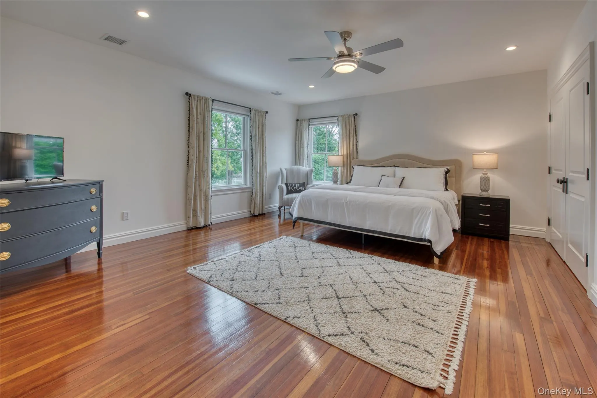 129 Country Road, Southampton, NY, 4 Bedrooms Bedrooms, 13 Rooms Rooms,4 BathroomsBathrooms,Residential,For Rent,Country,0,1059337 129 Country Road, Southampton, NY, 4 Bedrooms Bedrooms, 13 Rooms Rooms,4 BathroomsBathrooms,Residential,For Rent,Country,0,1059337