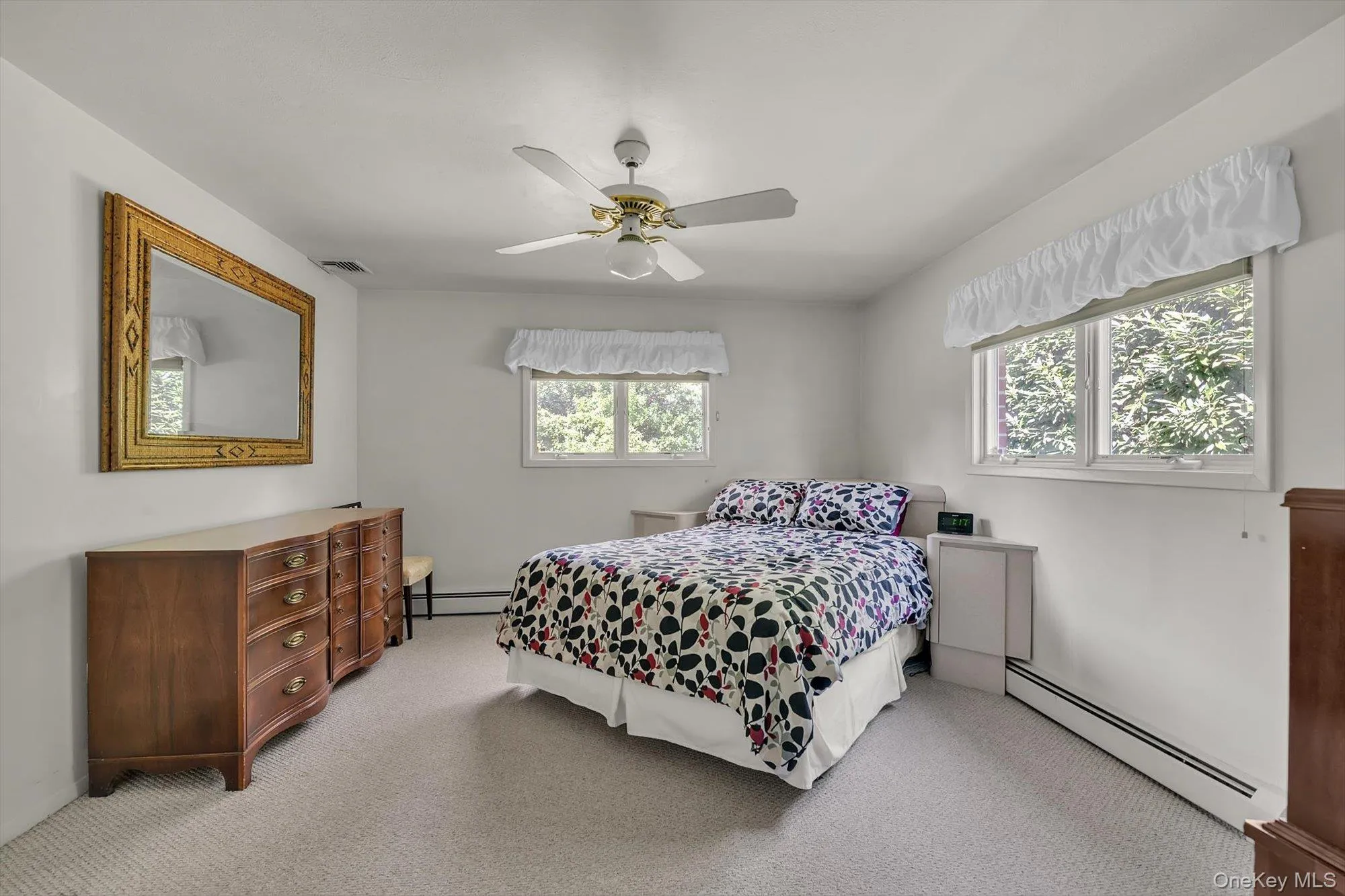 17 Joseph Street, North Hempstead, NY, 4 Bedrooms Bedrooms, 8 Rooms Rooms,2 BathroomsBathrooms,Residential,For Rent,Joseph,0,1059339 17 Joseph Street, North Hempstead, NY, 4 Bedrooms Bedrooms, 8 Rooms Rooms,2 BathroomsBathrooms,Residential,For Rent,Joseph,0,1059339