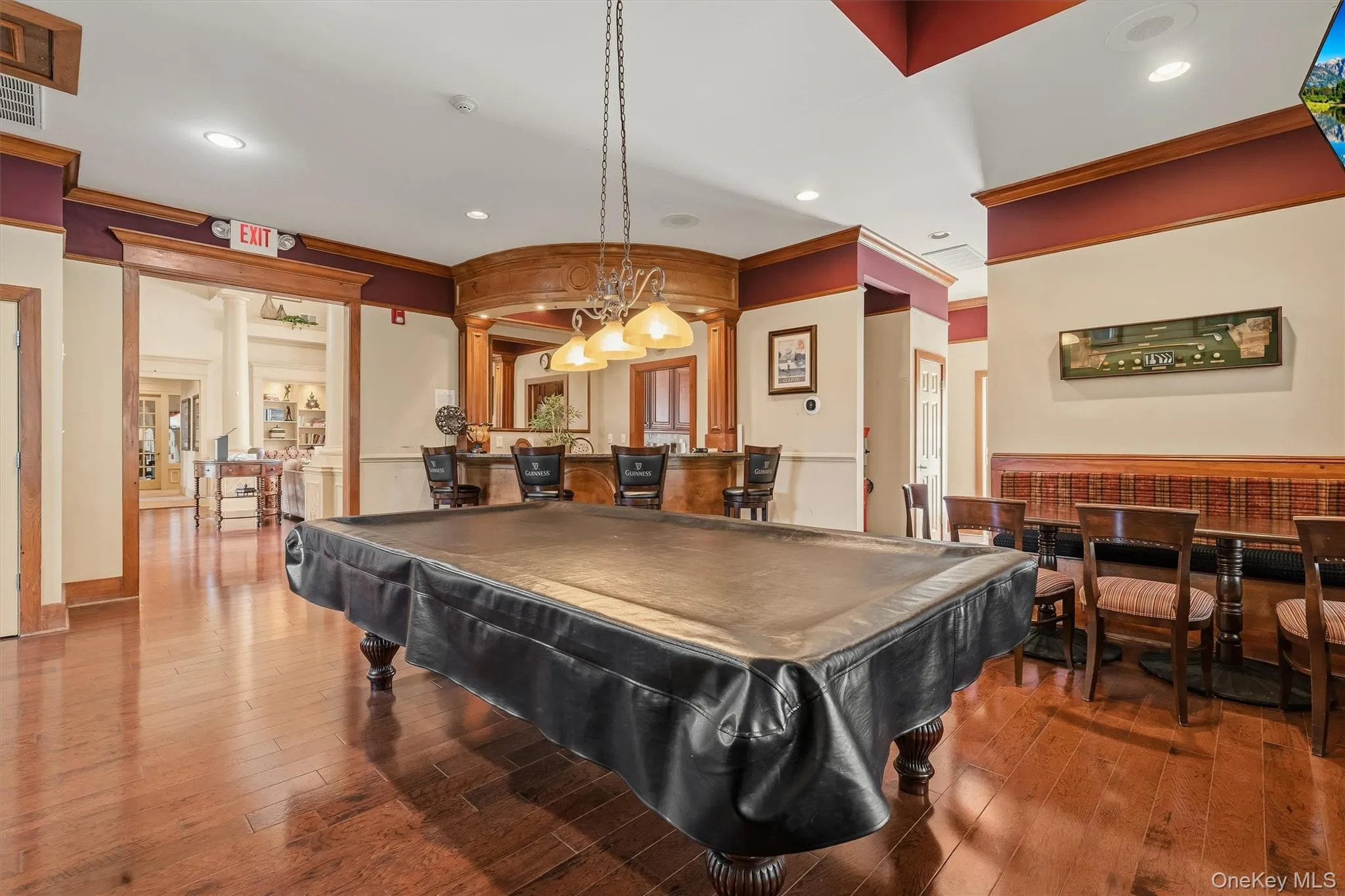 Play some pool or have use of the lounge area(byob) Play some pool or have use of the lounge area(byob)