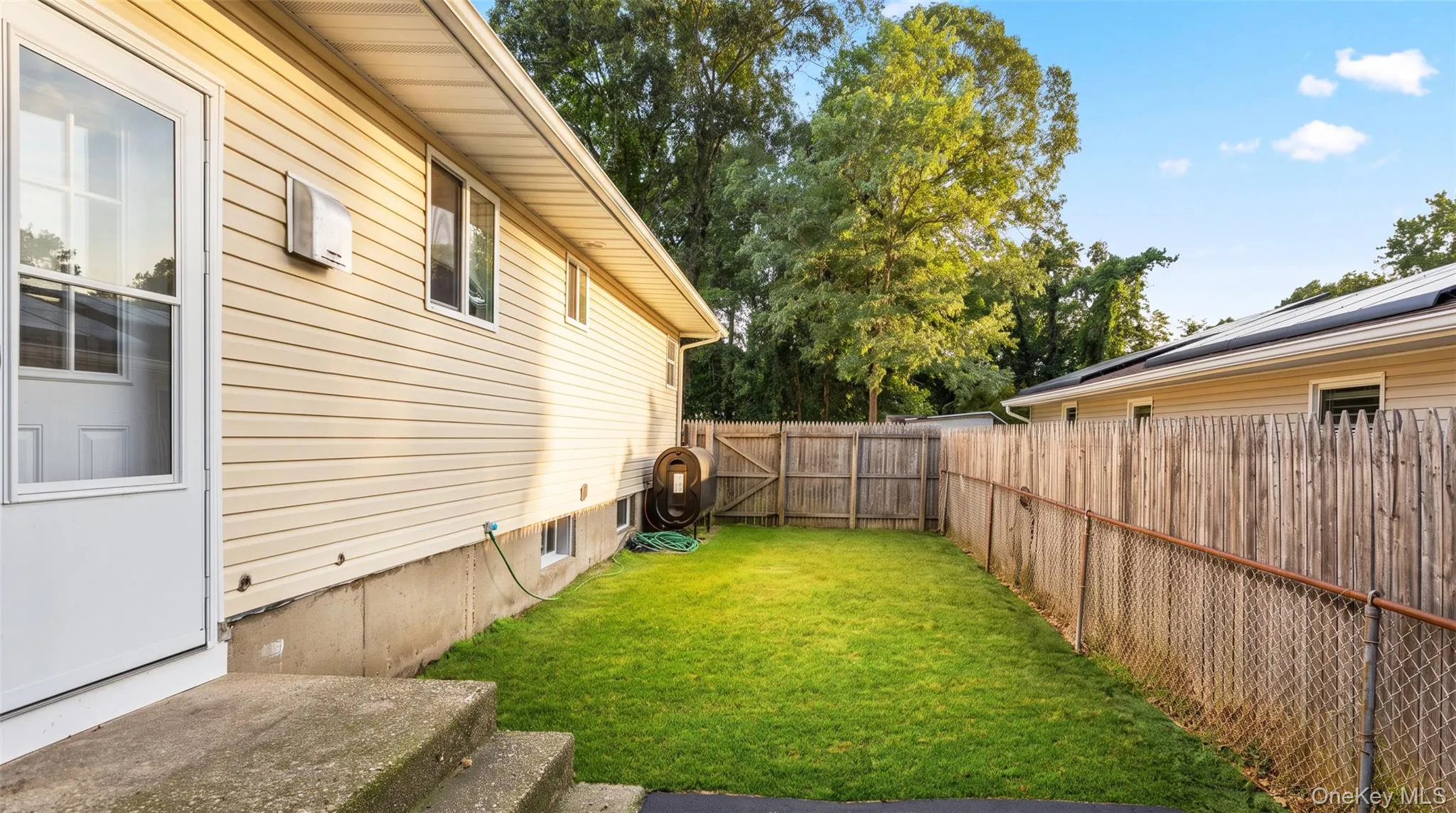 567 Boxwood Drive, Brookhaven, NY, 3 Bedrooms Bedrooms, 6 Rooms Rooms,1 BathroomBathrooms,Residential,For Rent,Boxwood,0,1059350 567 Boxwood Drive, Brookhaven, NY, 3 Bedrooms Bedrooms, 6 Rooms Rooms,1 BathroomBathrooms,Residential,For Rent,Boxwood,0,1059350