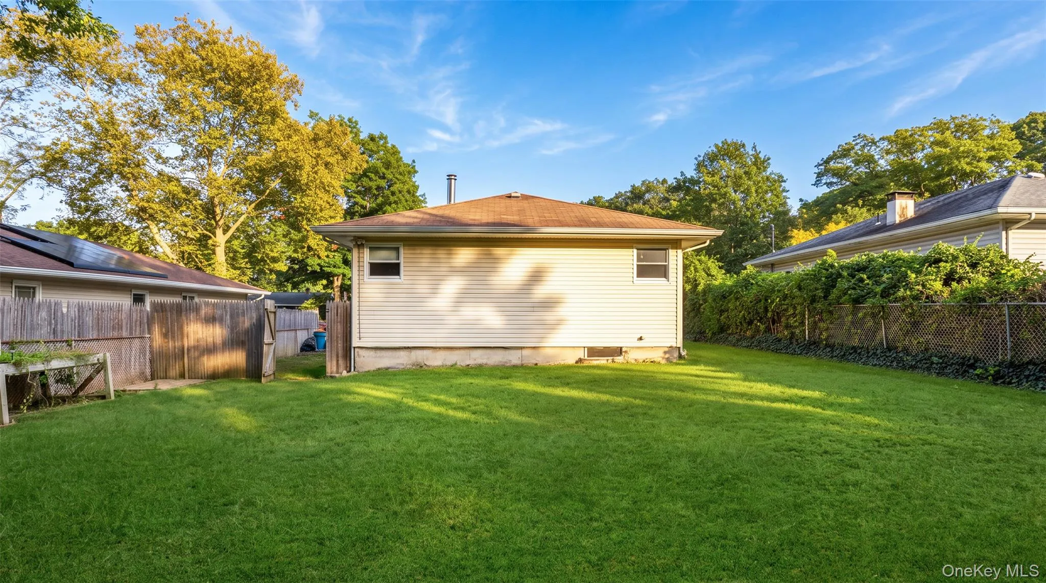 567 Boxwood Drive, Brookhaven, NY, 3 Bedrooms Bedrooms, 6 Rooms Rooms,1 BathroomBathrooms,Residential,For Rent,Boxwood,0,1059350 567 Boxwood Drive, Brookhaven, NY, 3 Bedrooms Bedrooms, 6 Rooms Rooms,1 BathroomBathrooms,Residential,For Rent,Boxwood,0,1059350