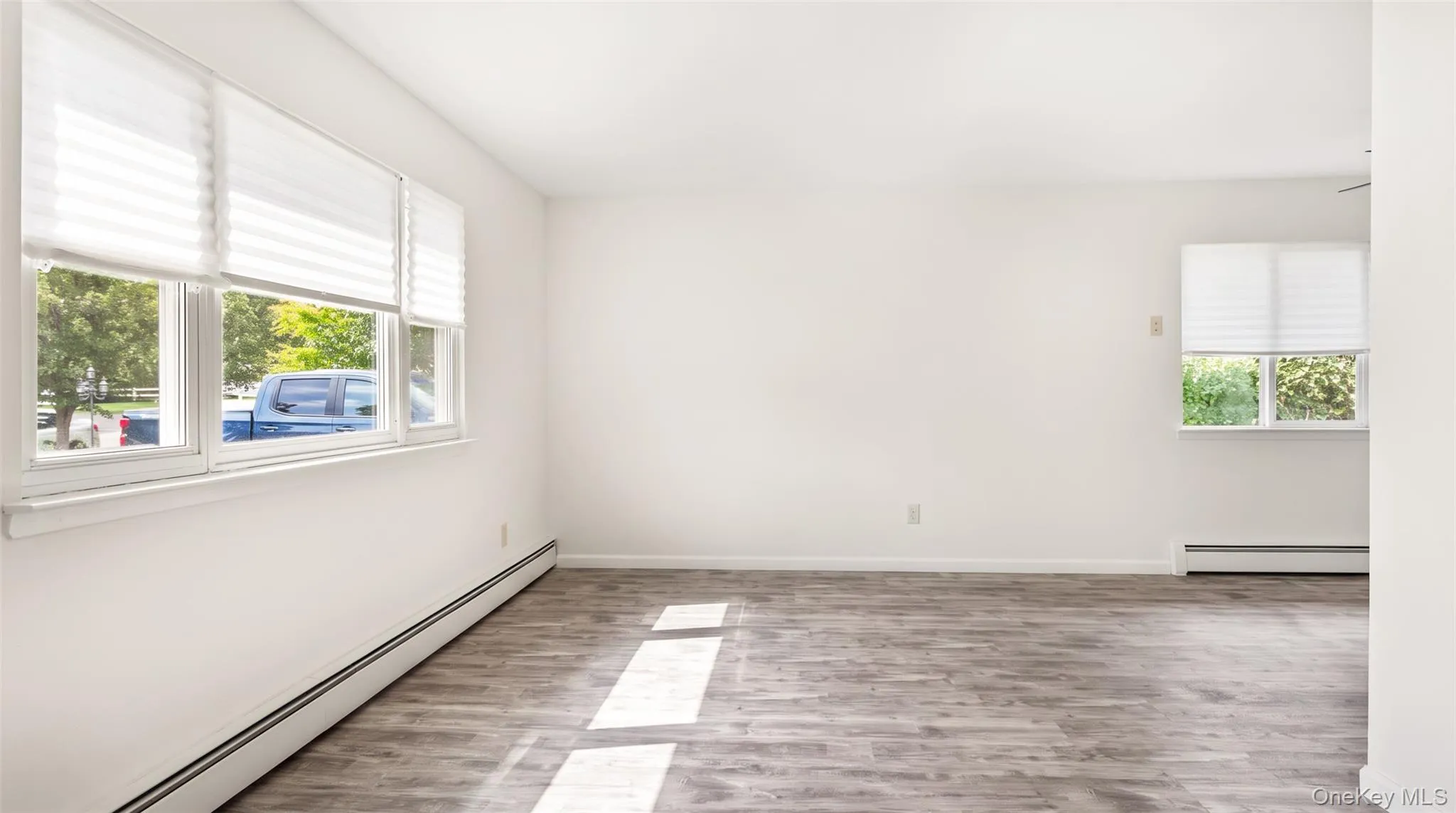 567 Boxwood Drive, Brookhaven, NY, 3 Bedrooms Bedrooms, 6 Rooms Rooms,1 BathroomBathrooms,Residential,For Rent,Boxwood,0,1059350 567 Boxwood Drive, Brookhaven, NY, 3 Bedrooms Bedrooms, 6 Rooms Rooms,1 BathroomBathrooms,Residential,For Rent,Boxwood,0,1059350