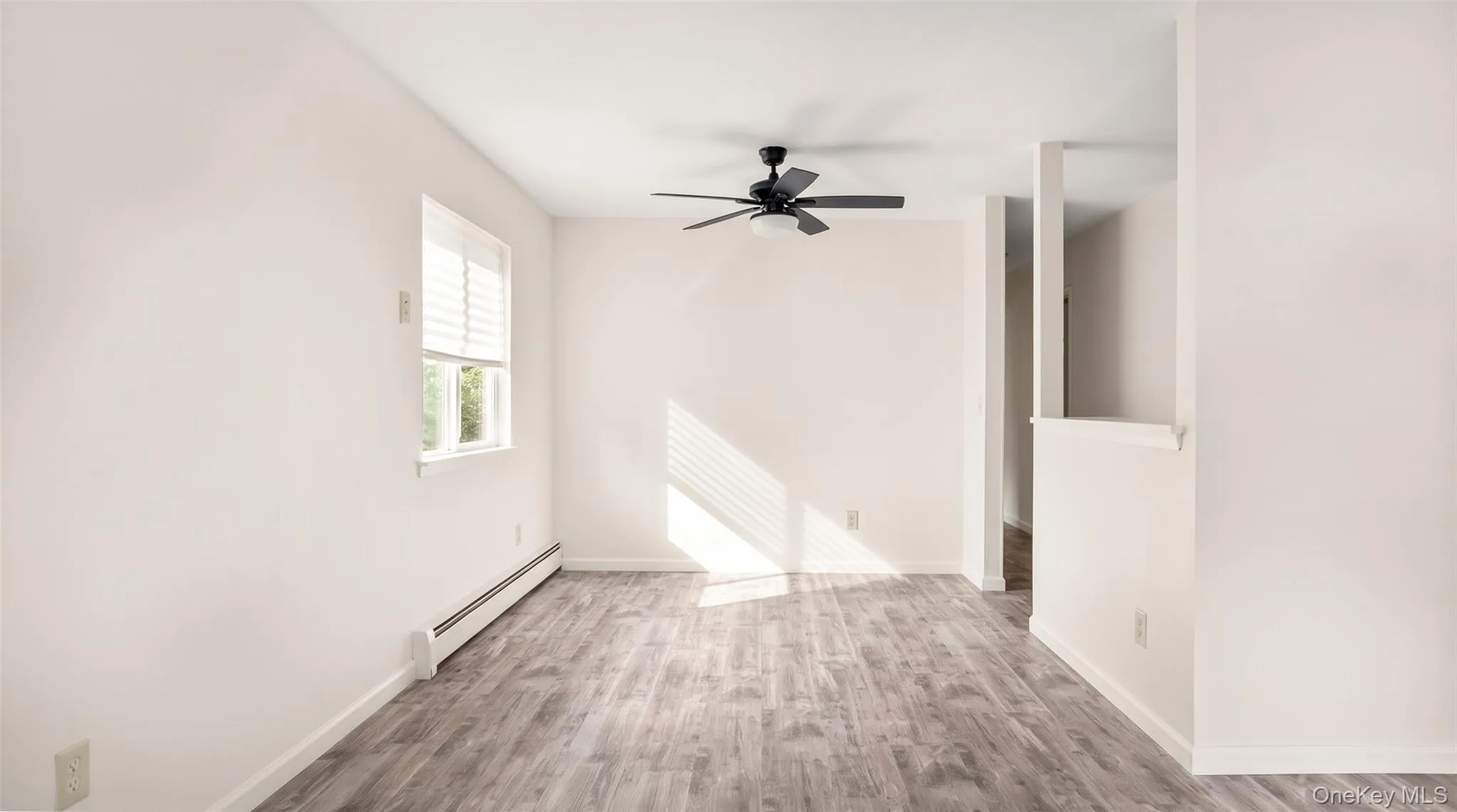 567 Boxwood Drive, Brookhaven, NY, 3 Bedrooms Bedrooms, 6 Rooms Rooms,1 BathroomBathrooms,Residential,For Rent,Boxwood,0,1059350 567 Boxwood Drive, Brookhaven, NY, 3 Bedrooms Bedrooms, 6 Rooms Rooms,1 BathroomBathrooms,Residential,For Rent,Boxwood,0,1059350