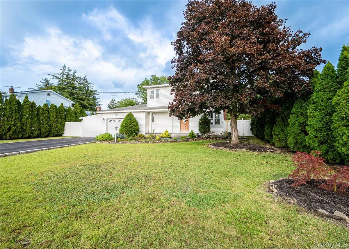 457 Washington Avenue, Brookhaven, NY, 3 Bedrooms Bedrooms, 8 Rooms Rooms,1 BathroomBathrooms,Residential,For Rent,Washington,0,1059354 457 Washington Avenue, Brookhaven, NY, 3 Bedrooms Bedrooms, 8 Rooms Rooms,1 BathroomBathrooms,Residential,For Rent,Washington,0,1059354