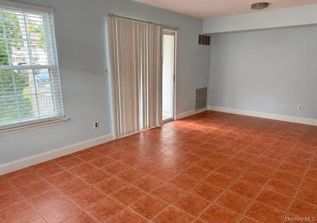 161 Fairview Circle, Brookhaven, NY, 2 Bedrooms Bedrooms, 4 Rooms Rooms,1 BathroomBathrooms,Residential,For Rent,Fairview,0,1059358 161 Fairview Circle, Brookhaven, NY, 2 Bedrooms Bedrooms, 4 Rooms Rooms,1 BathroomBathrooms,Residential,For Rent,Fairview,0,1059358
