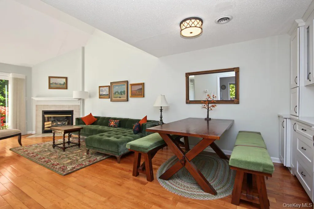 Dining room is open to Living room Dining room is open to Living room