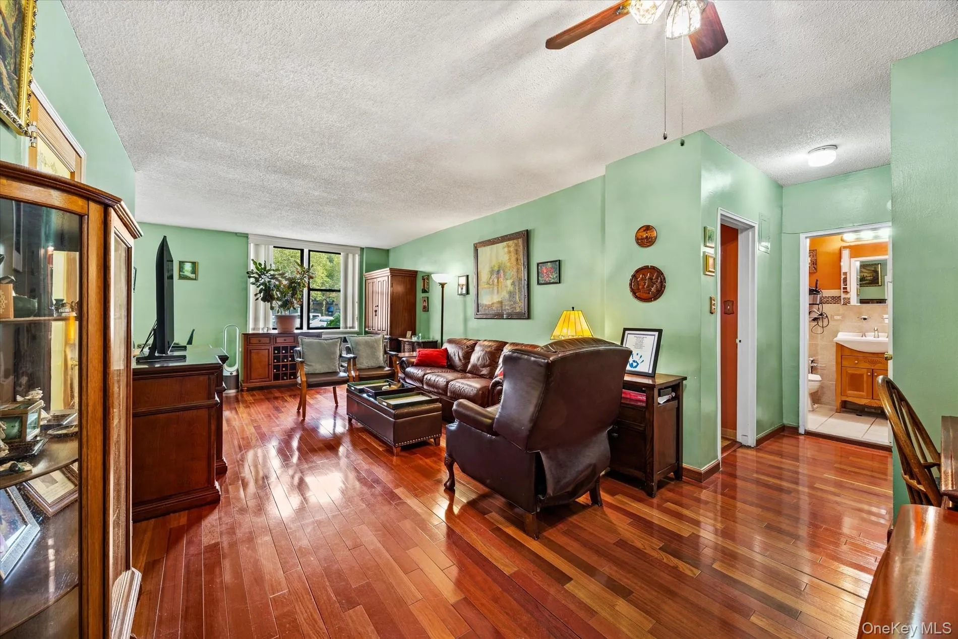 86-29 155th Avenue, New York, NY, 1 Bedroom Bedrooms, 4 Rooms Rooms,1 BathroomBathrooms,Residential,For Rent,155th,0,1059370 86-29 155th Avenue, New York, NY, 1 Bedroom Bedrooms, 4 Rooms Rooms,1 BathroomBathrooms,Residential,For Rent,155th,0,1059370