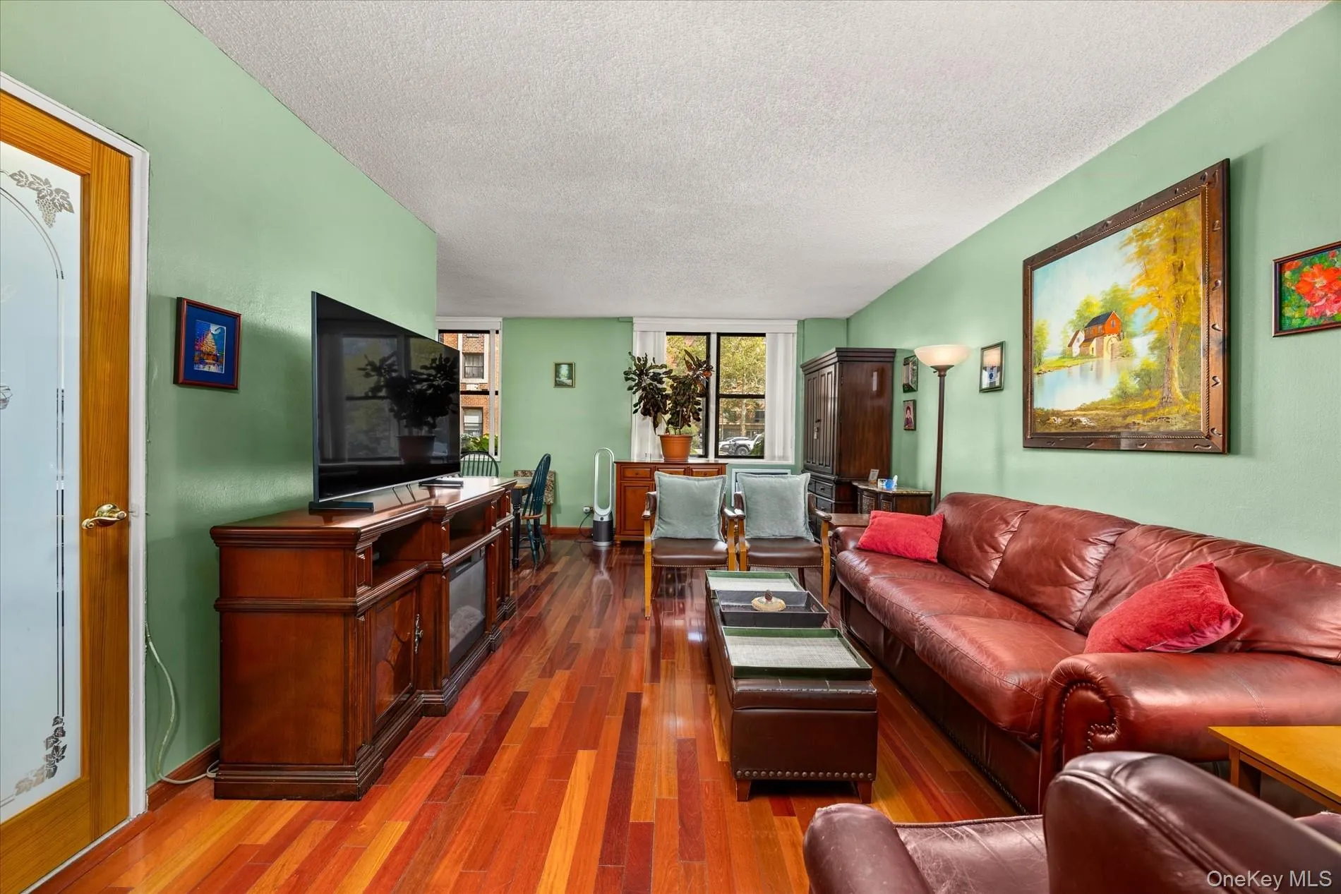 86-29 155th Avenue, New York, NY, 1 Bedroom Bedrooms, 4 Rooms Rooms,1 BathroomBathrooms,Residential,For Rent,155th,0,1059370 86-29 155th Avenue, New York, NY, 1 Bedroom Bedrooms, 4 Rooms Rooms,1 BathroomBathrooms,Residential,For Rent,155th,0,1059370