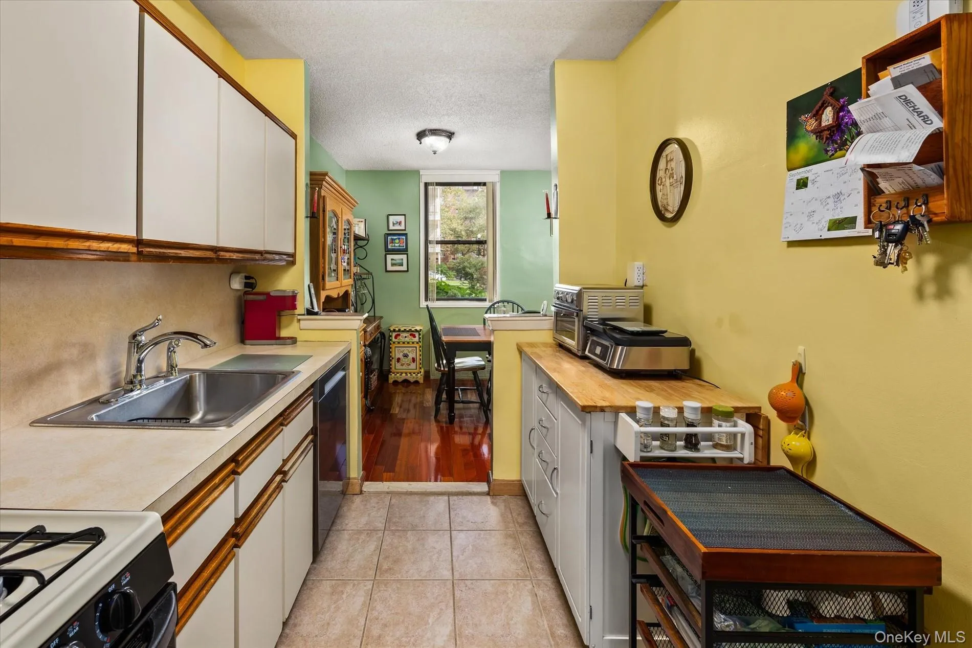 86-29 155th Avenue, New York, NY, 1 Bedroom Bedrooms, 4 Rooms Rooms,1 BathroomBathrooms,Residential,For Rent,155th,0,1059370 86-29 155th Avenue, New York, NY, 1 Bedroom Bedrooms, 4 Rooms Rooms,1 BathroomBathrooms,Residential,For Rent,155th,0,1059370