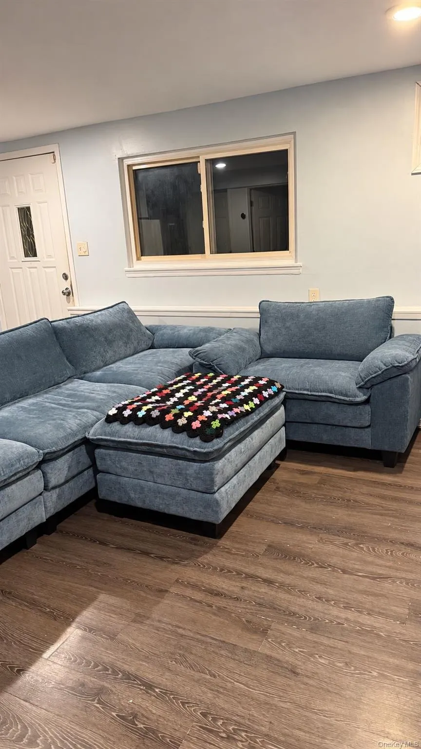 141 John Street, Babylon, NY, 3 Bedrooms Bedrooms, 5 Rooms Rooms,1 BathroomBathrooms,Residential Lease,For Rent,John,0,1059378 141 John Street, Babylon, NY, 3 Bedrooms Bedrooms, 5 Rooms Rooms,1 BathroomBathrooms,Residential Lease,For Rent,John,0,1059378