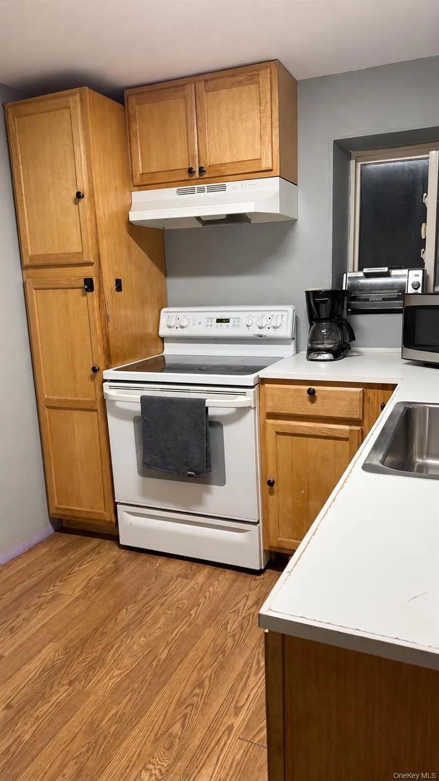 141 John Street, Babylon, NY, 3 Bedrooms Bedrooms, 5 Rooms Rooms,1 BathroomBathrooms,Residential Lease,For Rent,John,0,1059378 141 John Street, Babylon, NY, 3 Bedrooms Bedrooms, 5 Rooms Rooms,1 BathroomBathrooms,Residential Lease,For Rent,John,0,1059378