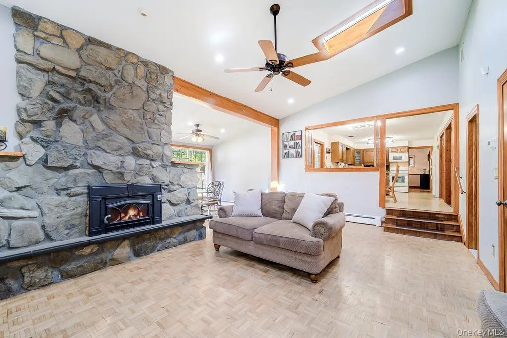 75 Alda Drive, Poughkeepsie, NY, 4 Bedrooms Bedrooms, 10 Rooms Rooms,2 BathroomsBathrooms,Residential,For Rent,Alda,0,1059380 75 Alda Drive, Poughkeepsie, NY, 4 Bedrooms Bedrooms, 10 Rooms Rooms,2 BathroomsBathrooms,Residential,For Rent,Alda,0,1059380
