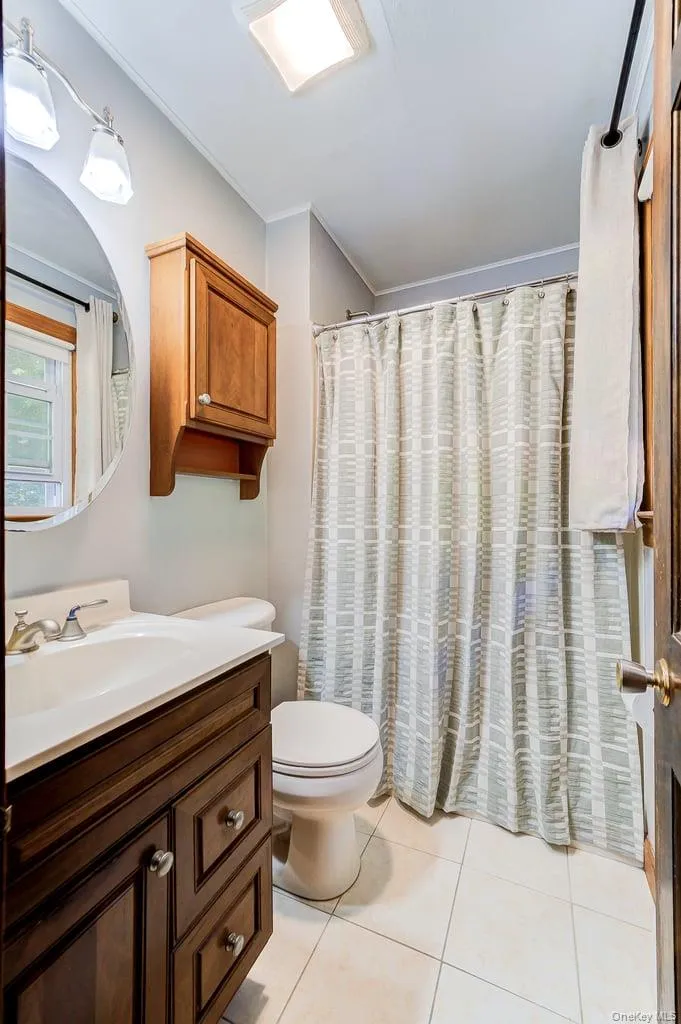 75 Alda Drive, Poughkeepsie, NY, 4 Bedrooms Bedrooms, 10 Rooms Rooms,2 BathroomsBathrooms,Residential,For Rent,Alda,0,1059380 75 Alda Drive, Poughkeepsie, NY, 4 Bedrooms Bedrooms, 10 Rooms Rooms,2 BathroomsBathrooms,Residential,For Rent,Alda,0,1059380
