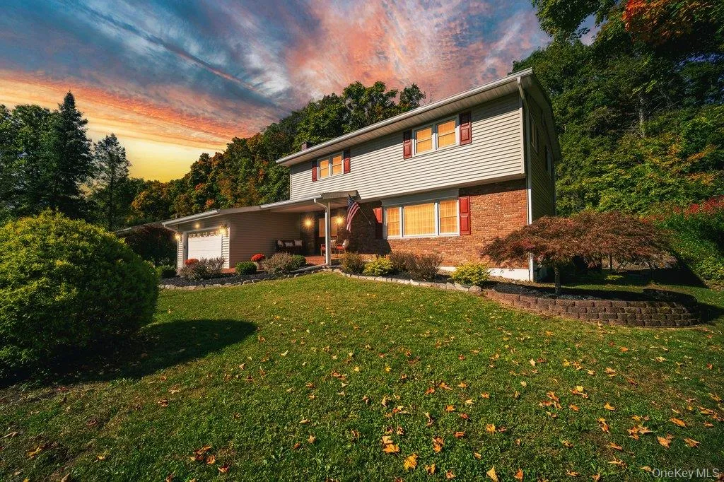 75 Alda Drive, Poughkeepsie, NY, 4 Bedrooms Bedrooms, 10 Rooms Rooms,2 BathroomsBathrooms,Residential,For Rent,Alda,0,1059380 75 Alda Drive, Poughkeepsie, NY, 4 Bedrooms Bedrooms, 10 Rooms Rooms,2 BathroomsBathrooms,Residential,For Rent,Alda,0,1059380