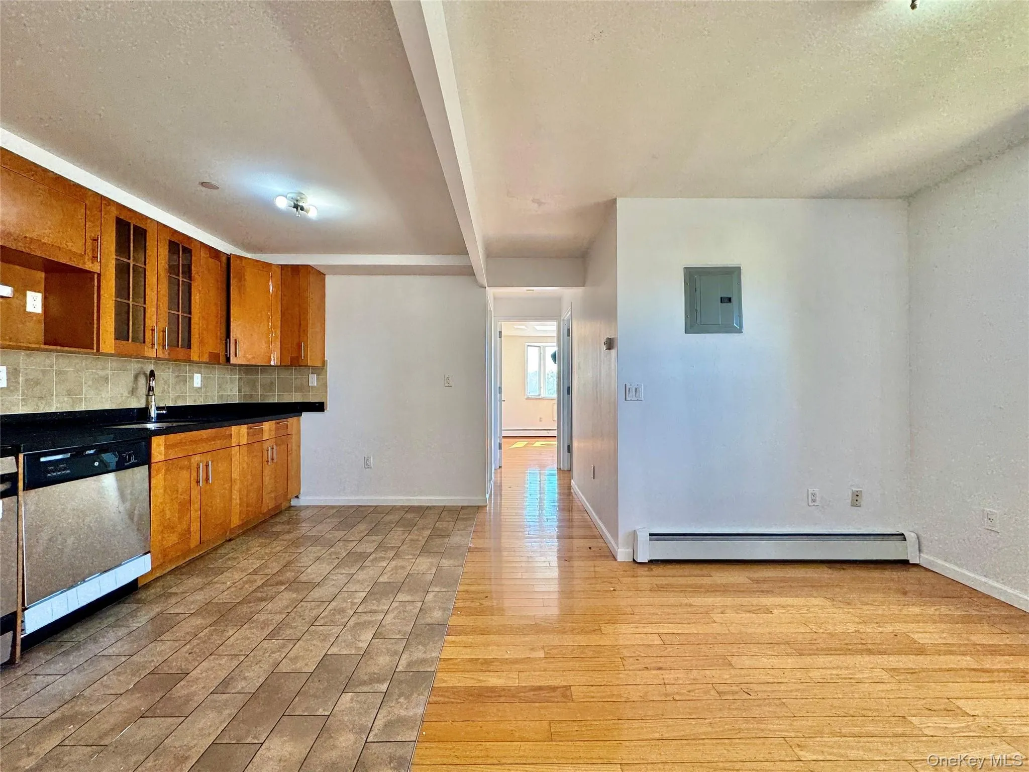 9305 37th Avenue, New York, NY, 2 Bedrooms Bedrooms, 5 Rooms Rooms,2 BathroomsBathrooms,Residential,For Rent,37th,0,1059382 9305 37th Avenue, New York, NY, 2 Bedrooms Bedrooms, 5 Rooms Rooms,2 BathroomsBathrooms,Residential,For Rent,37th,0,1059382