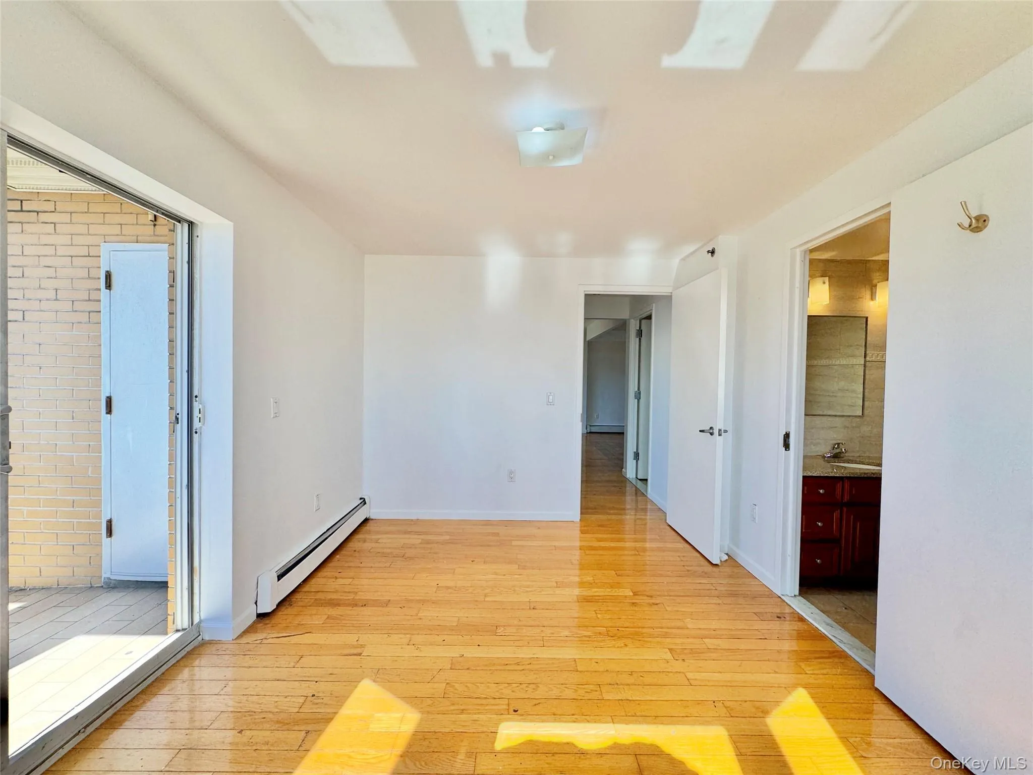 9305 37th Avenue, New York, NY, 2 Bedrooms Bedrooms, 5 Rooms Rooms,2 BathroomsBathrooms,Residential,For Rent,37th,0,1059382 9305 37th Avenue, New York, NY, 2 Bedrooms Bedrooms, 5 Rooms Rooms,2 BathroomsBathrooms,Residential,For Rent,37th,0,1059382