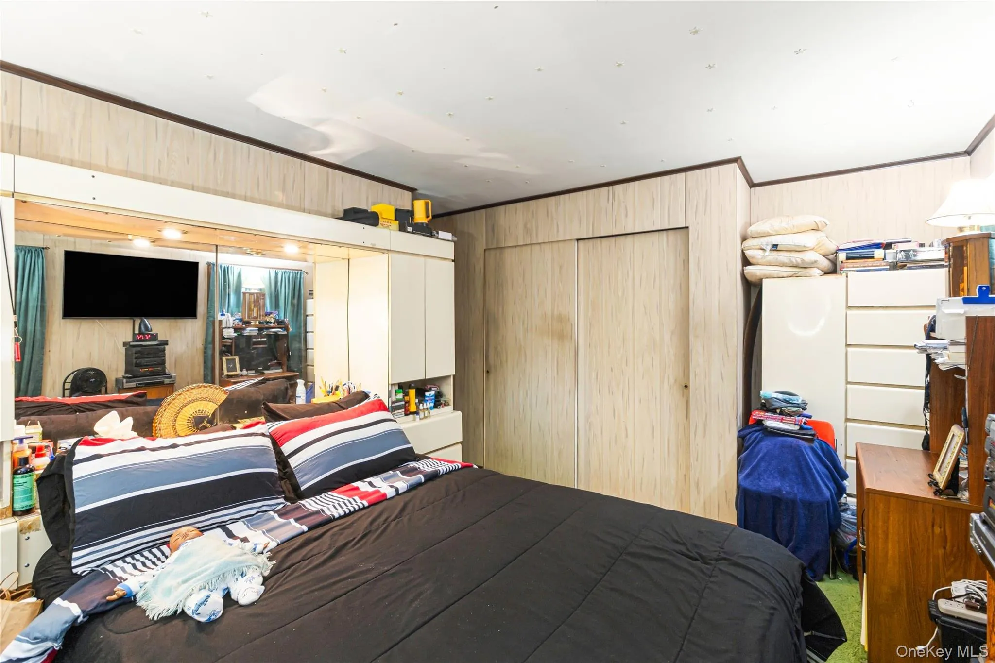 24904 148th Road, New York, NY, 3 Bedrooms Bedrooms, 10 Rooms Rooms,2 BathroomsBathrooms,Residential,For Rent,148th,0,1059385 24904 148th Road, New York, NY, 3 Bedrooms Bedrooms, 10 Rooms Rooms,2 BathroomsBathrooms,Residential,For Rent,148th,0,1059385