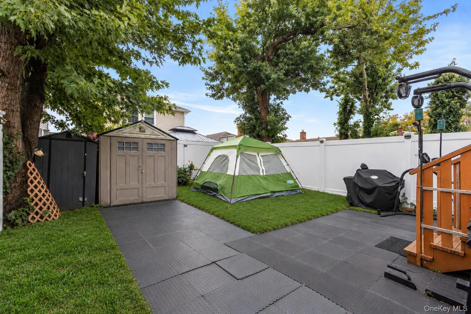 24904 148th Road, New York, NY, 3 Bedrooms Bedrooms, 10 Rooms Rooms,2 BathroomsBathrooms,Residential,For Rent,148th,0,1059385 24904 148th Road, New York, NY, 3 Bedrooms Bedrooms, 10 Rooms Rooms,2 BathroomsBathrooms,Residential,For Rent,148th,0,1059385