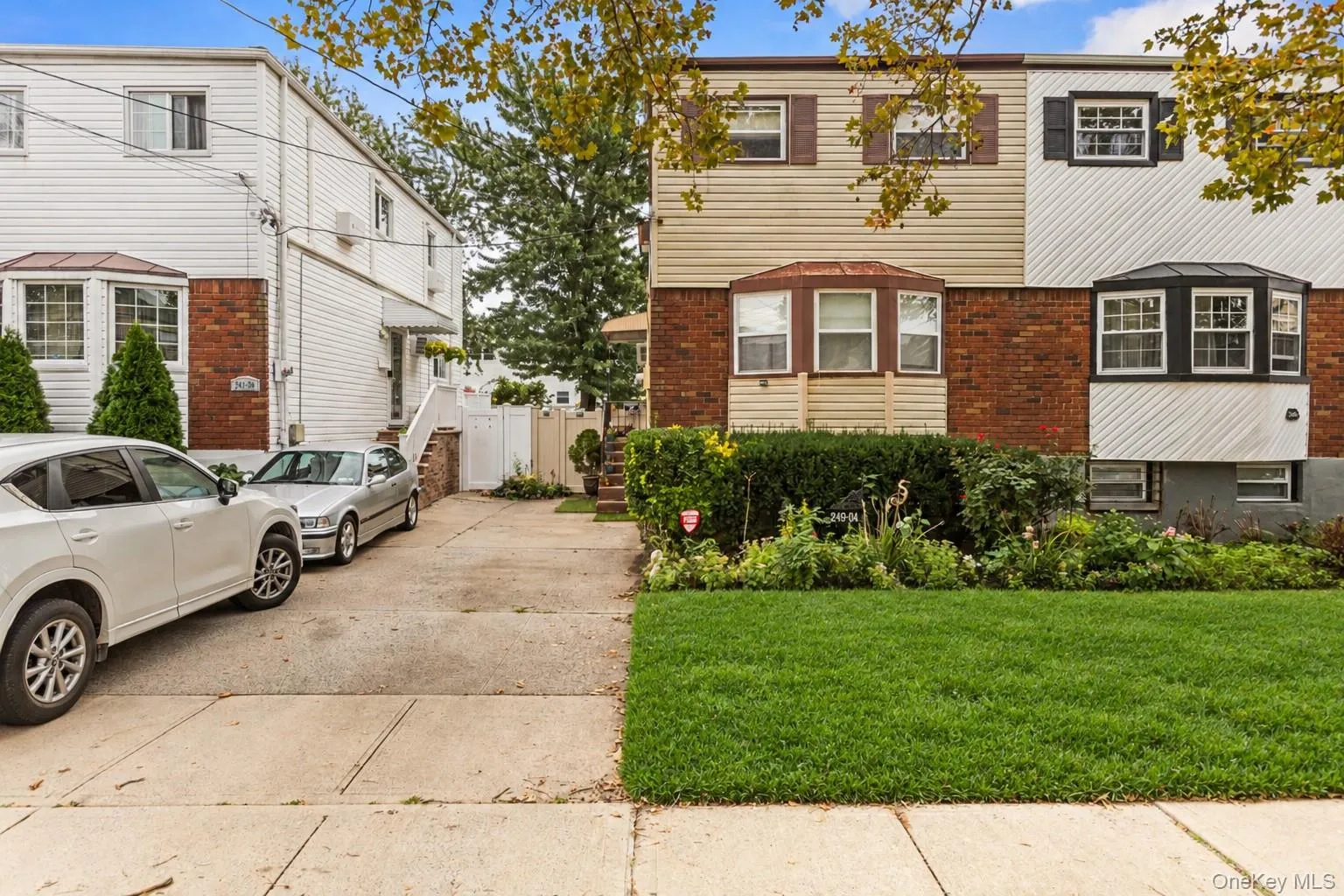 24904 148th Road, New York, NY, 3 Bedrooms Bedrooms, 10 Rooms Rooms,2 BathroomsBathrooms,Residential,For Rent,148th,0,1059385 24904 148th Road, New York, NY, 3 Bedrooms Bedrooms, 10 Rooms Rooms,2 BathroomsBathrooms,Residential,For Rent,148th,0,1059385