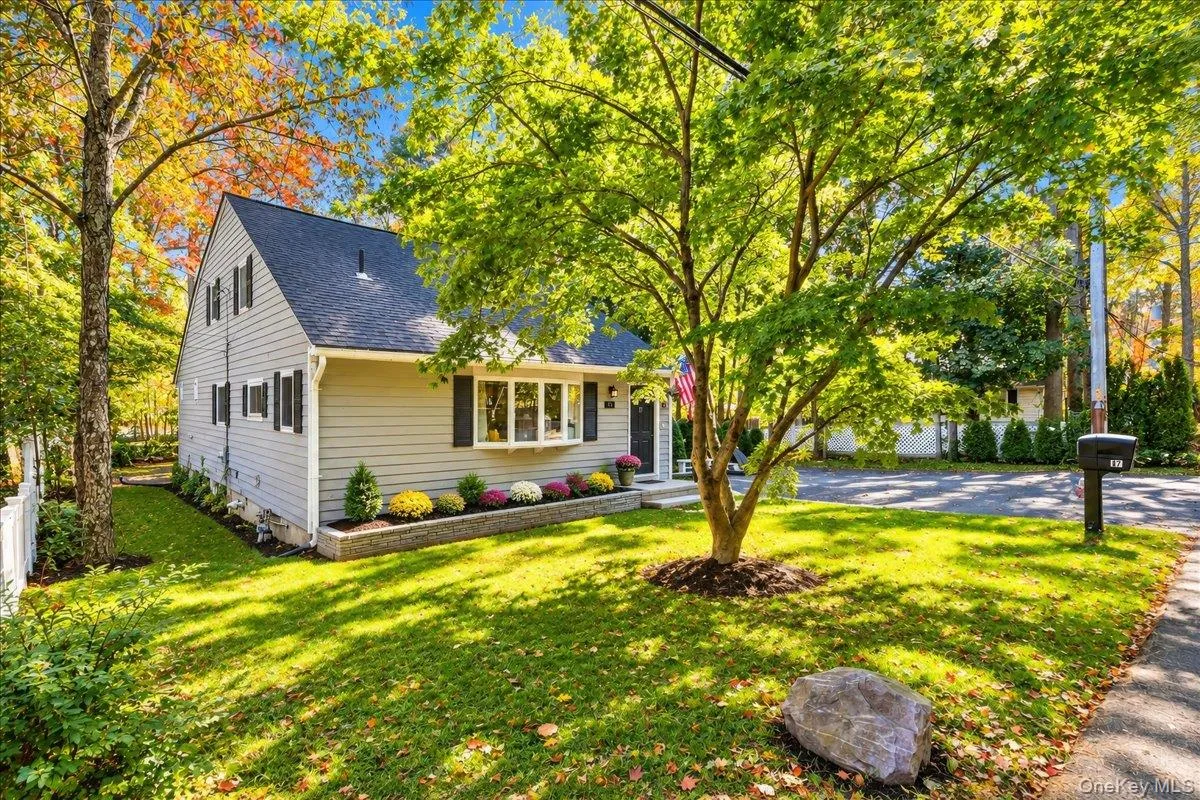 17 Lakelands Avenue, Warwick (town), NY, 3 Bedrooms Bedrooms, 6 Rooms Rooms,2 BathroomsBathrooms,Residential,For Rent,Lakelands,0,1059386 17 Lakelands Avenue, Warwick (town), NY, 3 Bedrooms Bedrooms, 6 Rooms Rooms,2 BathroomsBathrooms,Residential,For Rent,Lakelands,0,1059386