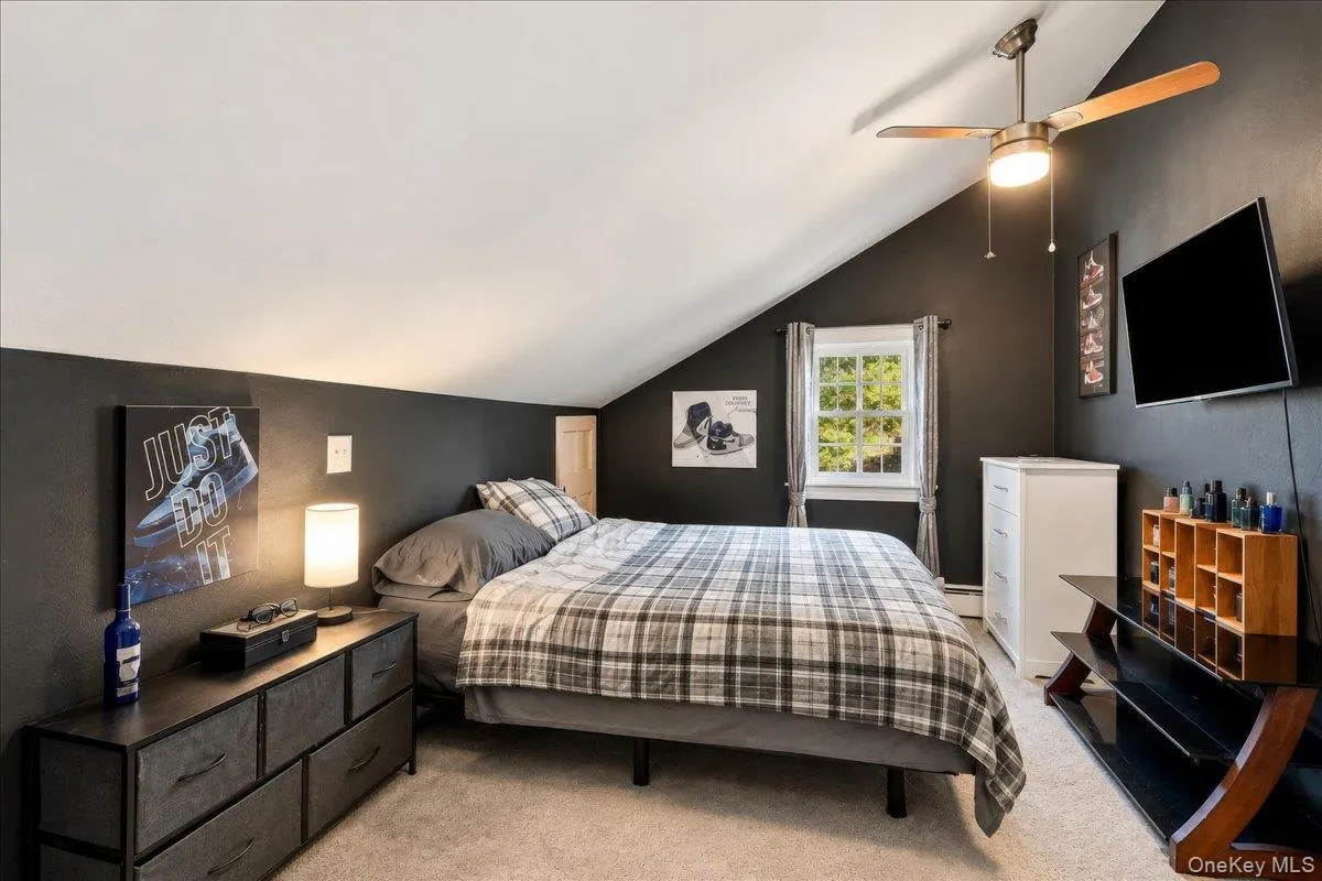 17 Lakelands Avenue, Warwick (town), NY, 3 Bedrooms Bedrooms, 6 Rooms Rooms,2 BathroomsBathrooms,Residential,For Rent,Lakelands,0,1059386 17 Lakelands Avenue, Warwick (town), NY, 3 Bedrooms Bedrooms, 6 Rooms Rooms,2 BathroomsBathrooms,Residential,For Rent,Lakelands,0,1059386
