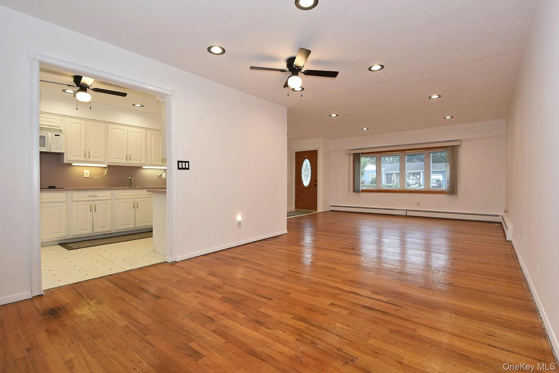 2230 Louis Kossuth Avenue, Islip, NY, 4 Bedrooms Bedrooms, 7 Rooms Rooms,2 BathroomsBathrooms,Residential,For Rent,Louis Kossuth,0,1059387 2230 Louis Kossuth Avenue, Islip, NY, 4 Bedrooms Bedrooms, 7 Rooms Rooms,2 BathroomsBathrooms,Residential,For Rent,Louis Kossuth,0,1059387