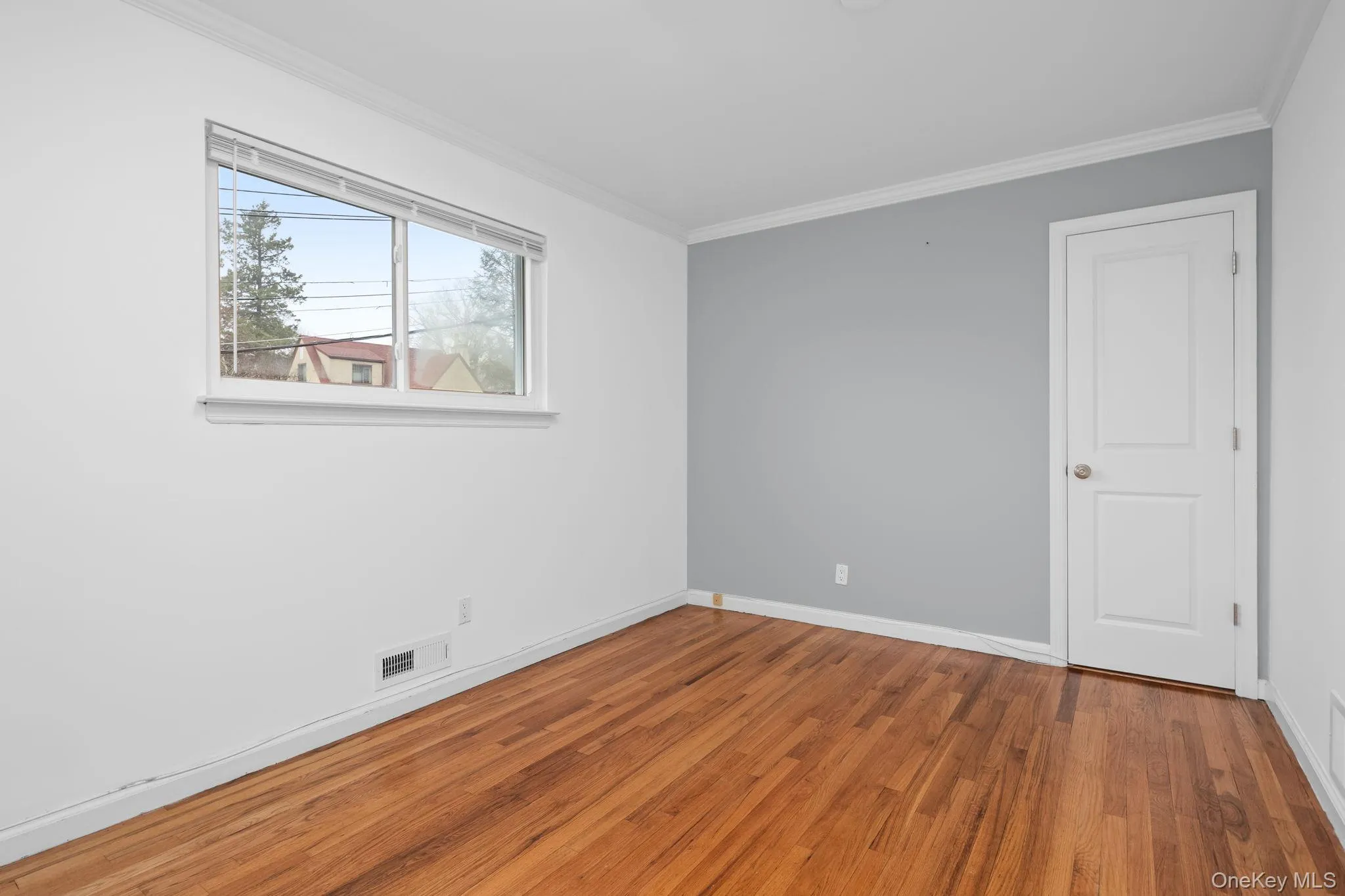 12 Chatham Road, New Rochelle, NY, 3 Bedrooms Bedrooms, 7 Rooms Rooms,2 BathroomsBathrooms,Residential,For Rent,Chatham,0,1059390 12 Chatham Road, New Rochelle, NY, 3 Bedrooms Bedrooms, 7 Rooms Rooms,2 BathroomsBathrooms,Residential,For Rent,Chatham,0,1059390