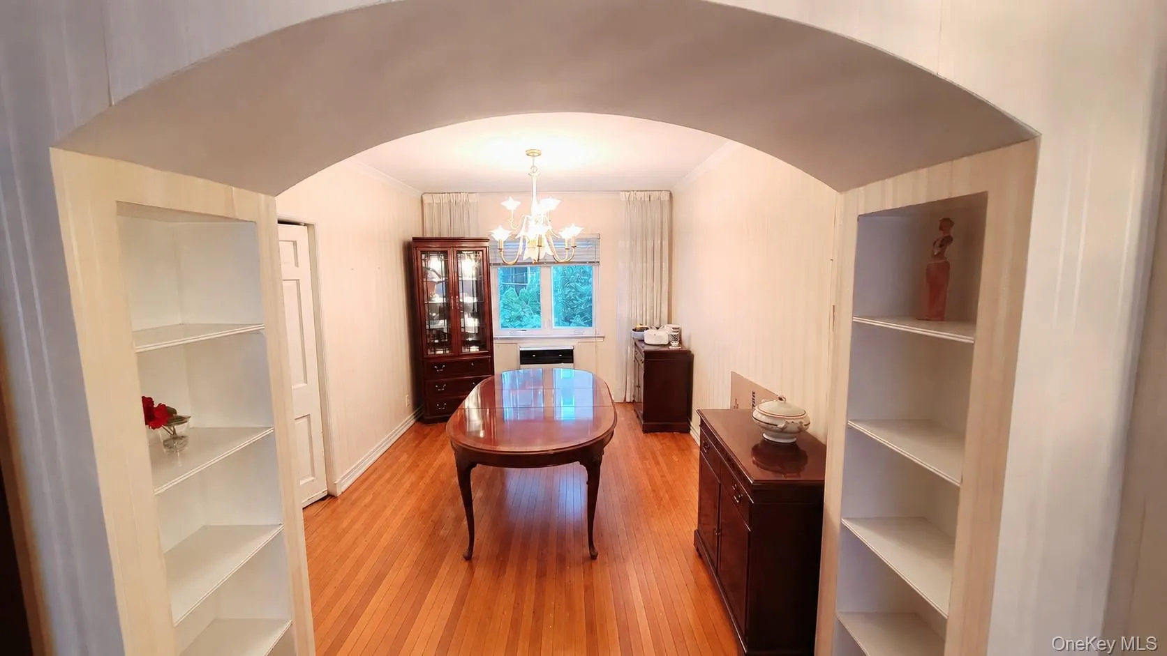 105-39 65th Road, New York, NY, 4 Bedrooms Bedrooms, 6 Rooms Rooms,2 BathroomsBathrooms,Residential Lease,For Rent,65th,0,1059394 105-39 65th Road, New York, NY, 4 Bedrooms Bedrooms, 6 Rooms Rooms,2 BathroomsBathrooms,Residential Lease,For Rent,65th,0,1059394