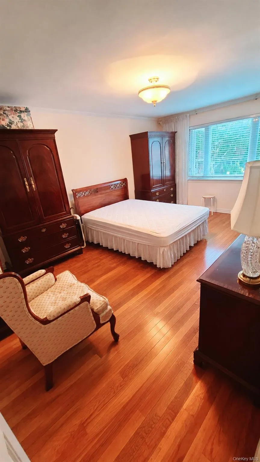 105-39 65th Road, New York, NY, 4 Bedrooms Bedrooms, 6 Rooms Rooms,2 BathroomsBathrooms,Residential Lease,For Rent,65th,0,1059394 105-39 65th Road, New York, NY, 4 Bedrooms Bedrooms, 6 Rooms Rooms,2 BathroomsBathrooms,Residential Lease,For Rent,65th,0,1059394